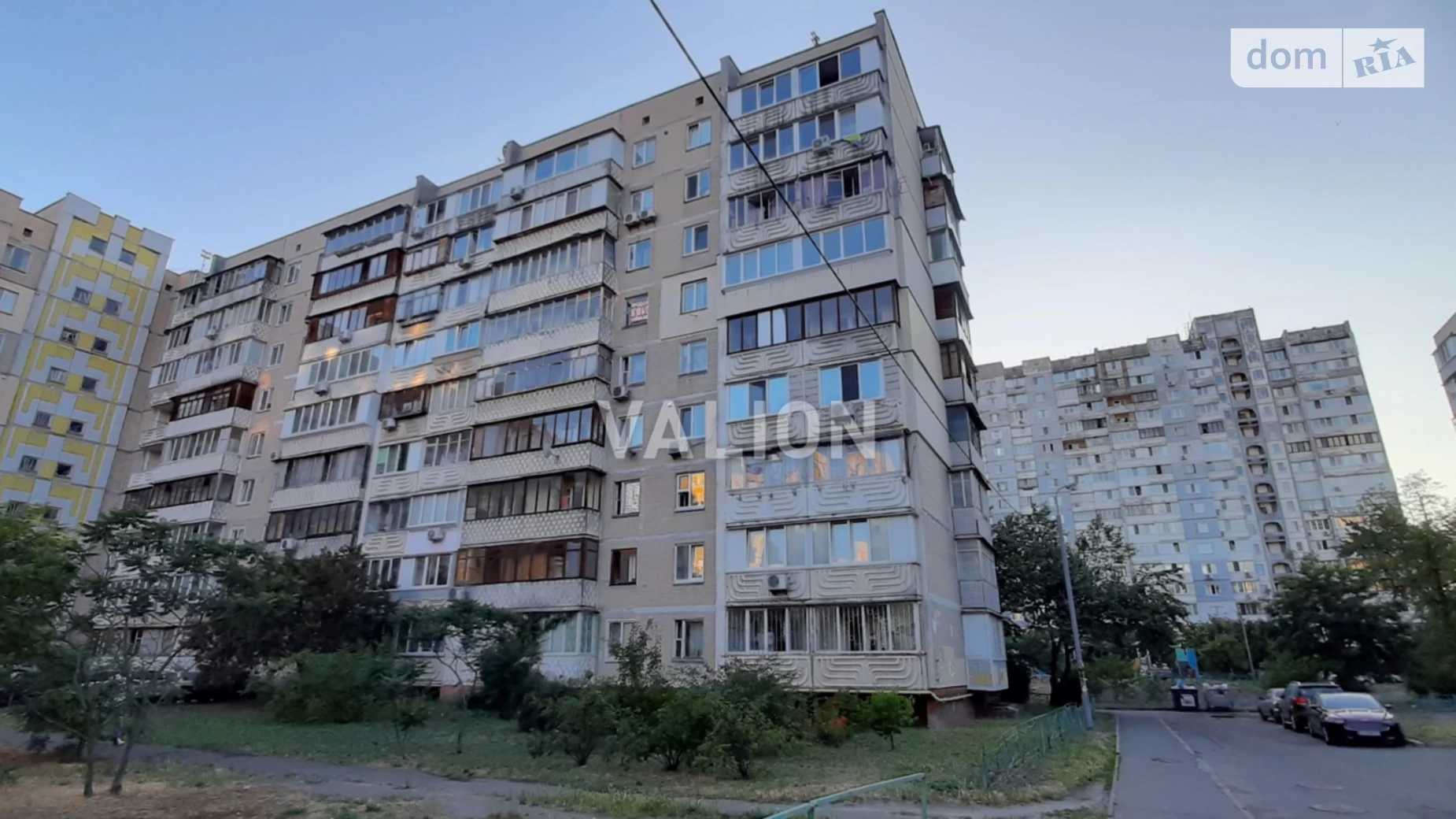 Продается 2-комнатная квартира 54 кв. м в Киеве, ул. Сержа Лифаря(Александра Сабурова), 5 - фото 3