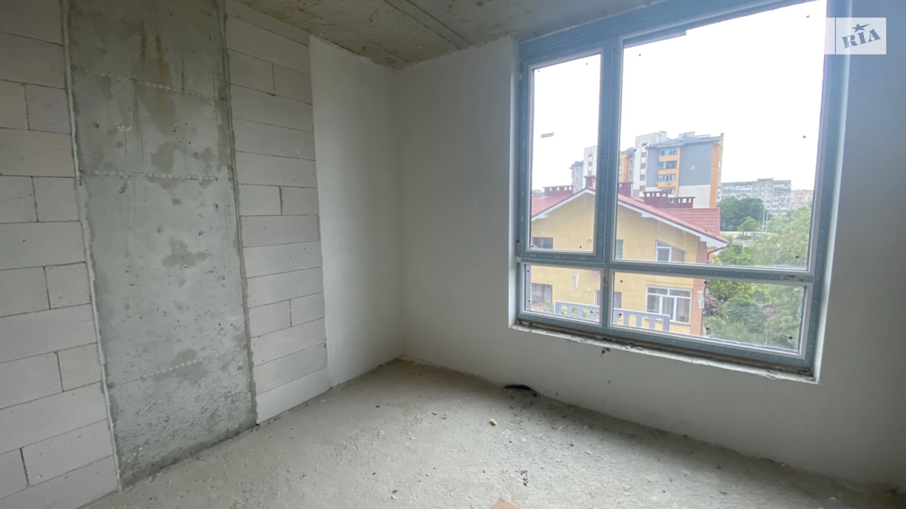 Продается 3-комнатная квартира 70 кв. м в Ивано-Франковске, цена: 56700 $ - фото 3