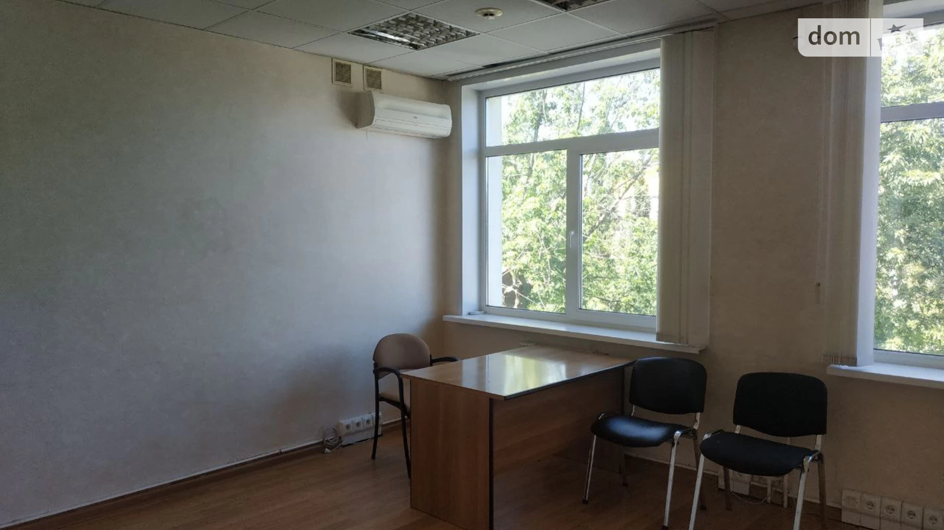 Сдается в аренду офис 27 кв. м в бизнес-центре, цена: 15790 грн - фото 2