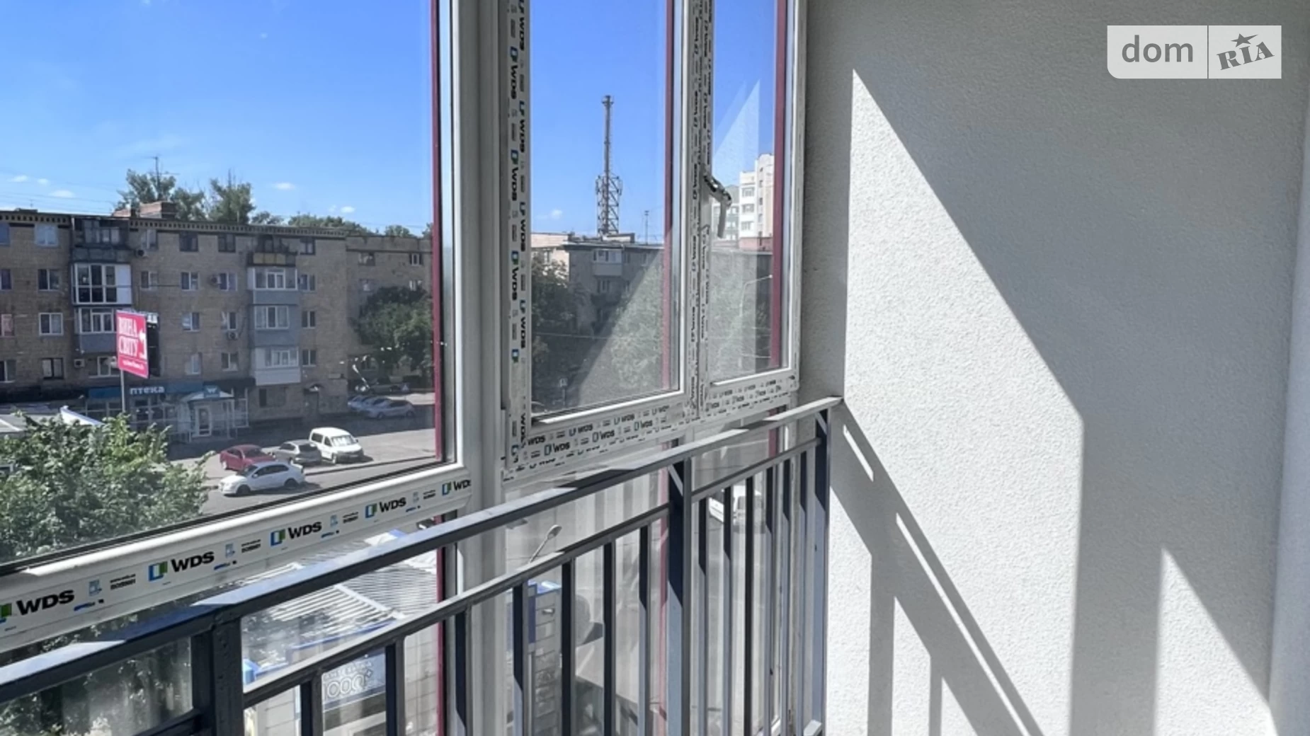 Продается 1-комнатная квартира 42 кв. м в Полтаве, ул. Европейская, 183 - фото 3