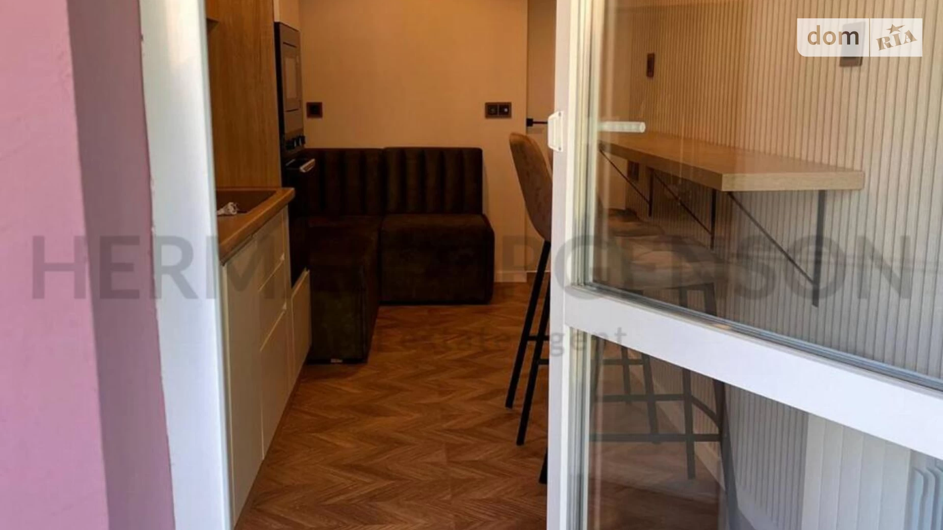 Продается 1-комнатная квартира 40 кв. м в Ужгороде, наб. Независимости - фото 4