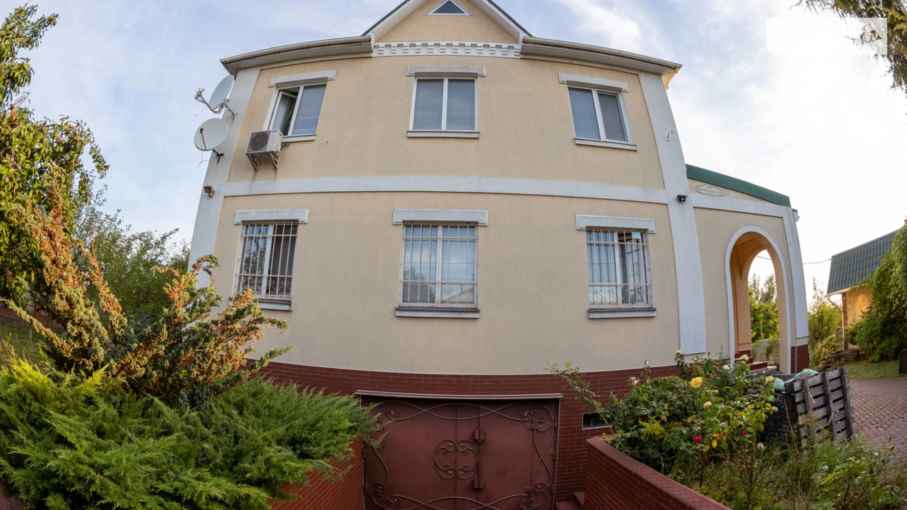 Продается дом на 2 этажа 238.9 кв. м с мебелью, цена: 125000 $ - фото 5