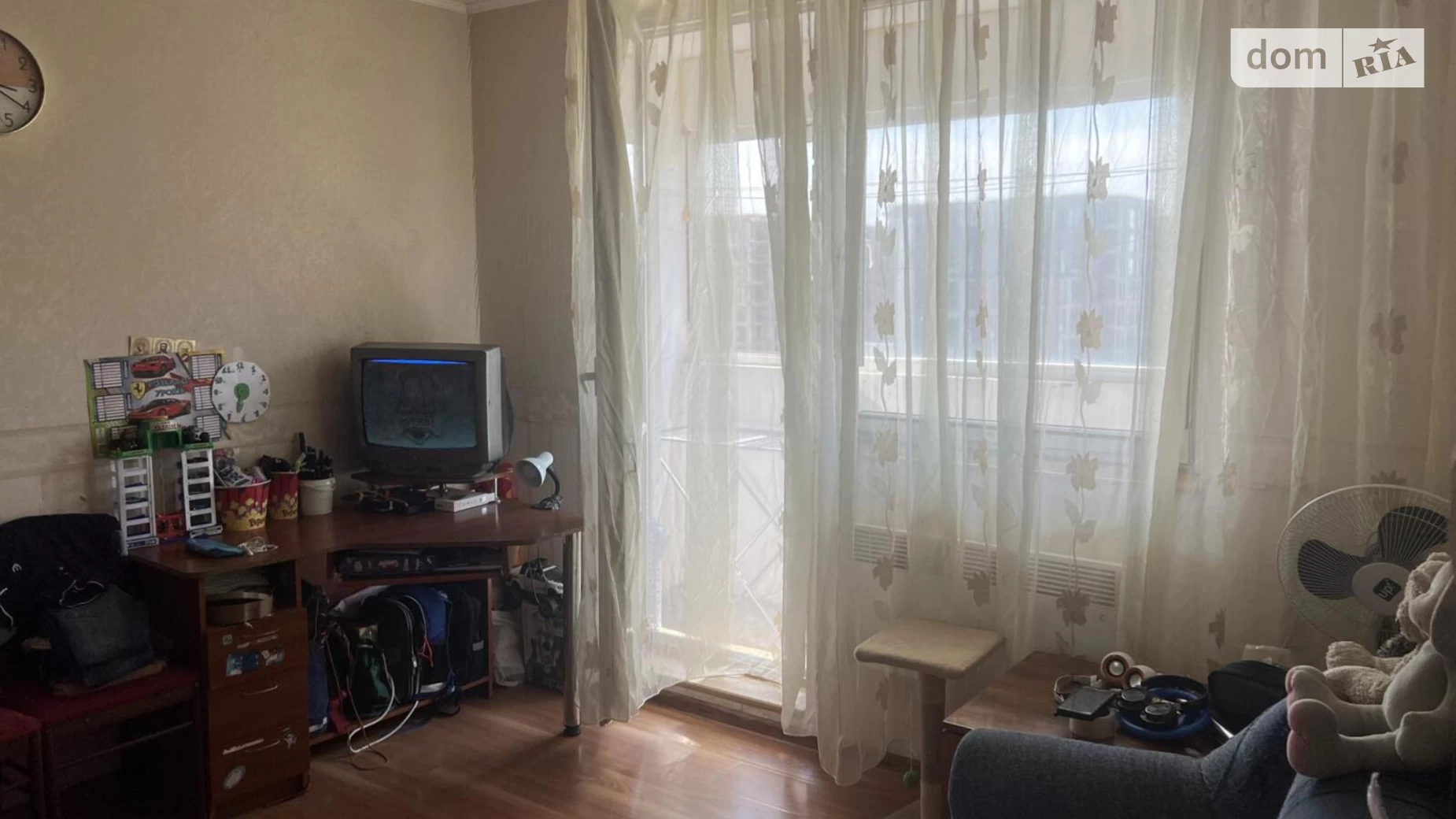 Продается 1-комнатная квартира 33 кв. м в Ужгороде - фото 2