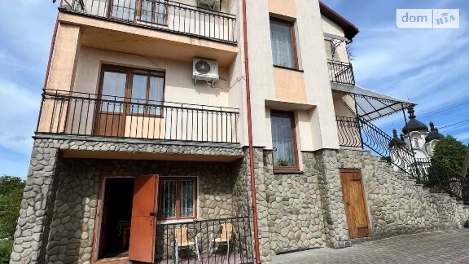 Продается дом на 2 этажа 313 кв. м с подвалом, цена: 250000 $ - фото 3