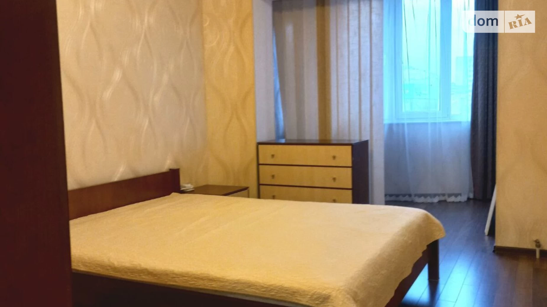 Продается 3-комнатная квартира 66 кв. м в Одессе, ул. Владислава Бувалкина(Генерала Бочарова) - фото 2