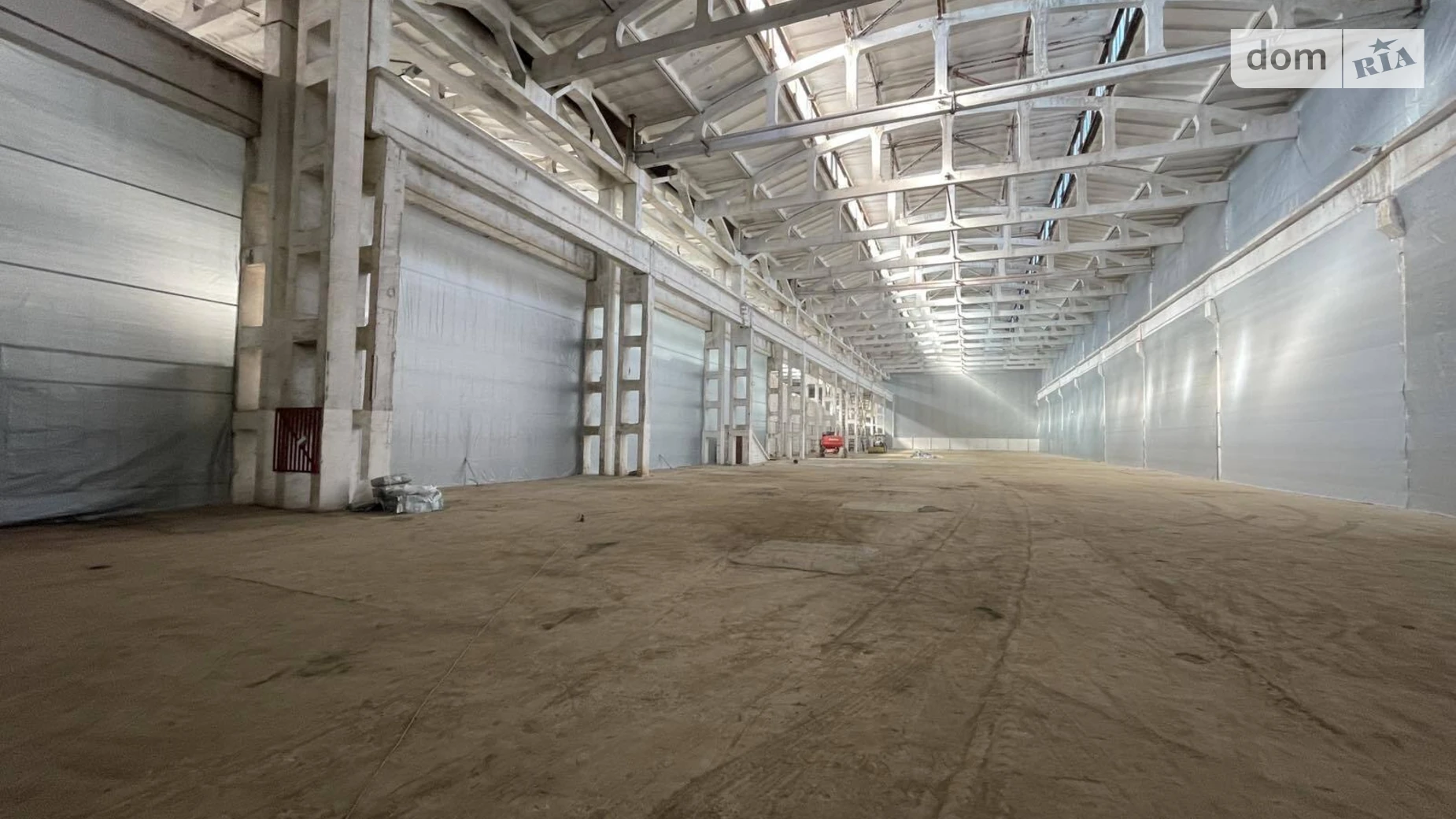 Сдается в аренду помещения свободного назначения 3000 кв. м в 1-этажном здании, цена: 9000 $ - фото 5