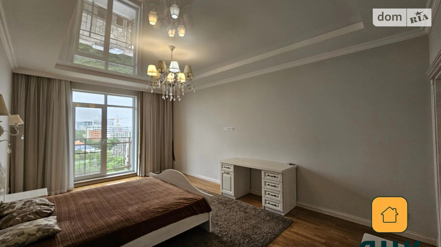 Продается 3-комнатная квартира 135 кв. м в Одессе, бул. Французский, 60В - фото 2