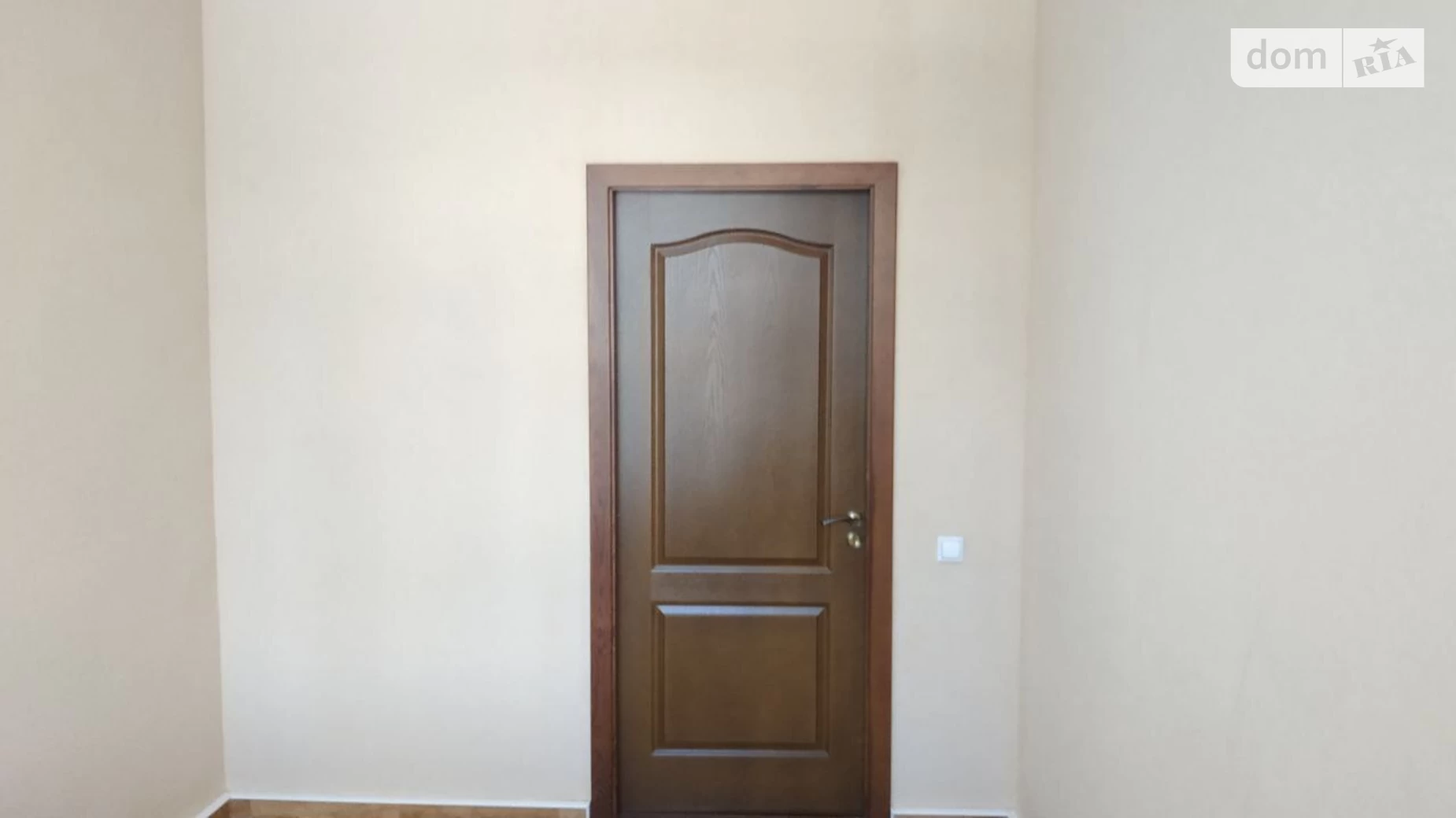 Сдается в аренду офис 13.5 кв. м в бизнес-центре, цена: 5875 грн - фото 2