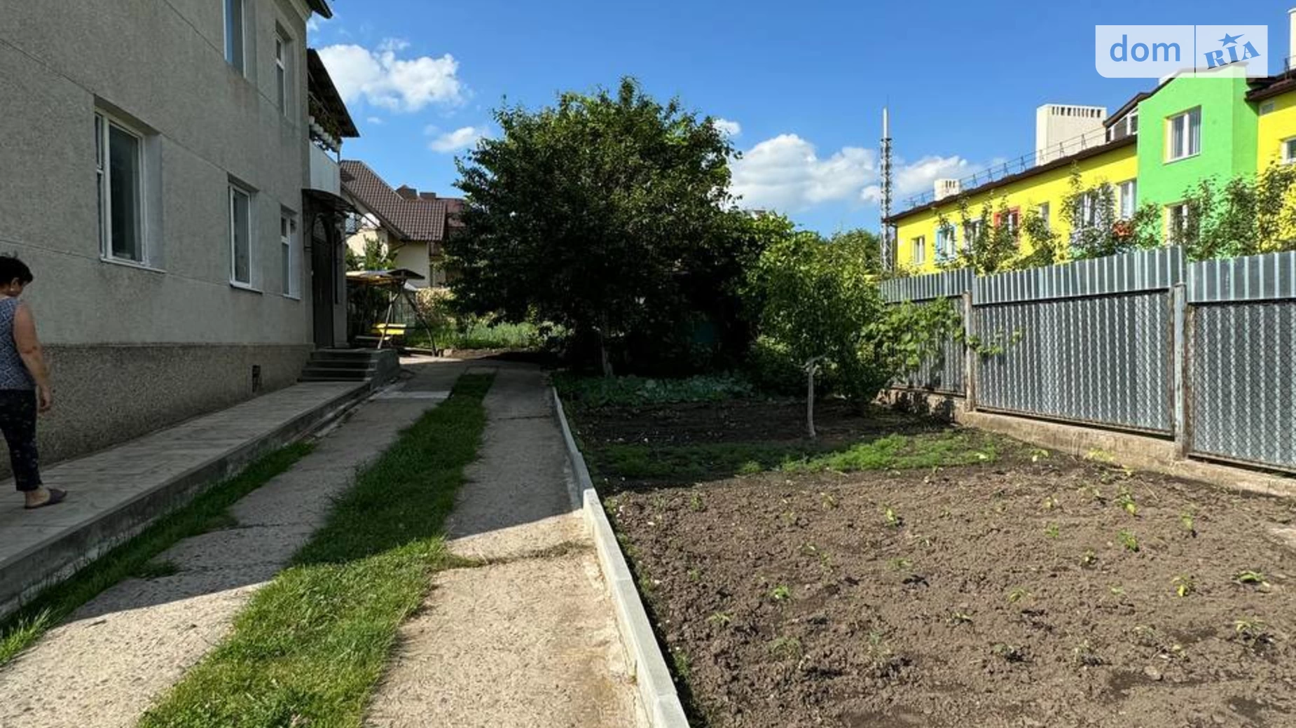 Продается дом на 2 этажа 200.2 кв. м с бассейном, цена: 140000 $ - фото 3