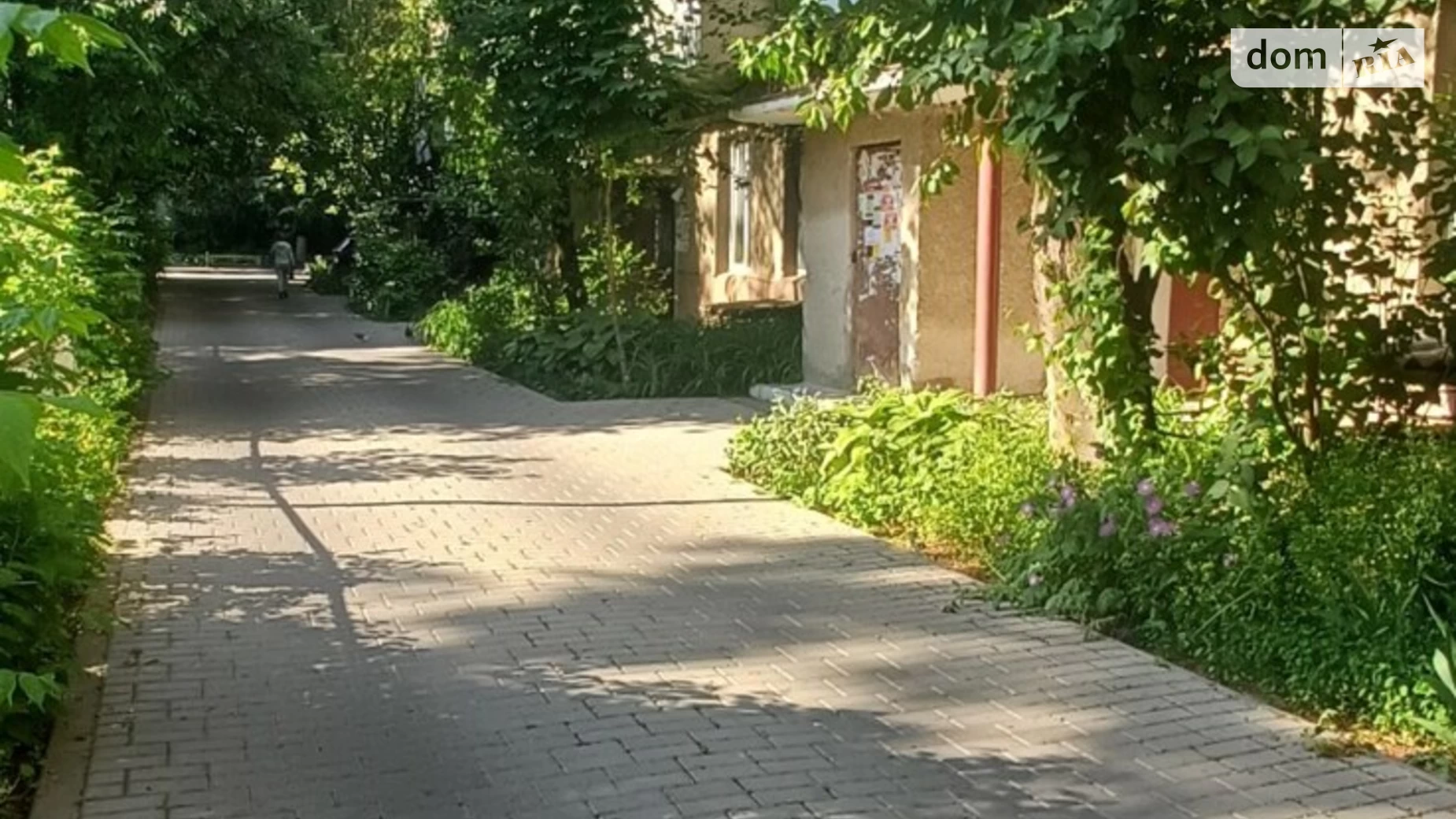 Продается 3-комнатная квартира 74.1 кв. м в Черновцах - фото 4