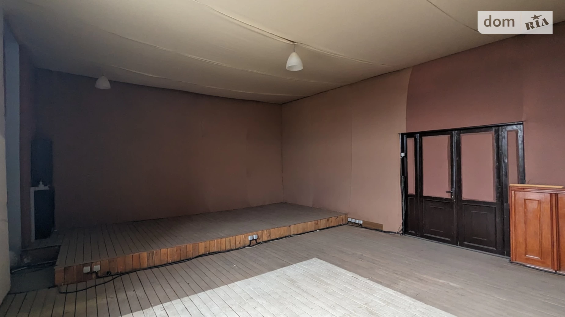 Сдается в аренду офис 122 кв. м в бизнес-центре, цена: 20900 грн - фото 3