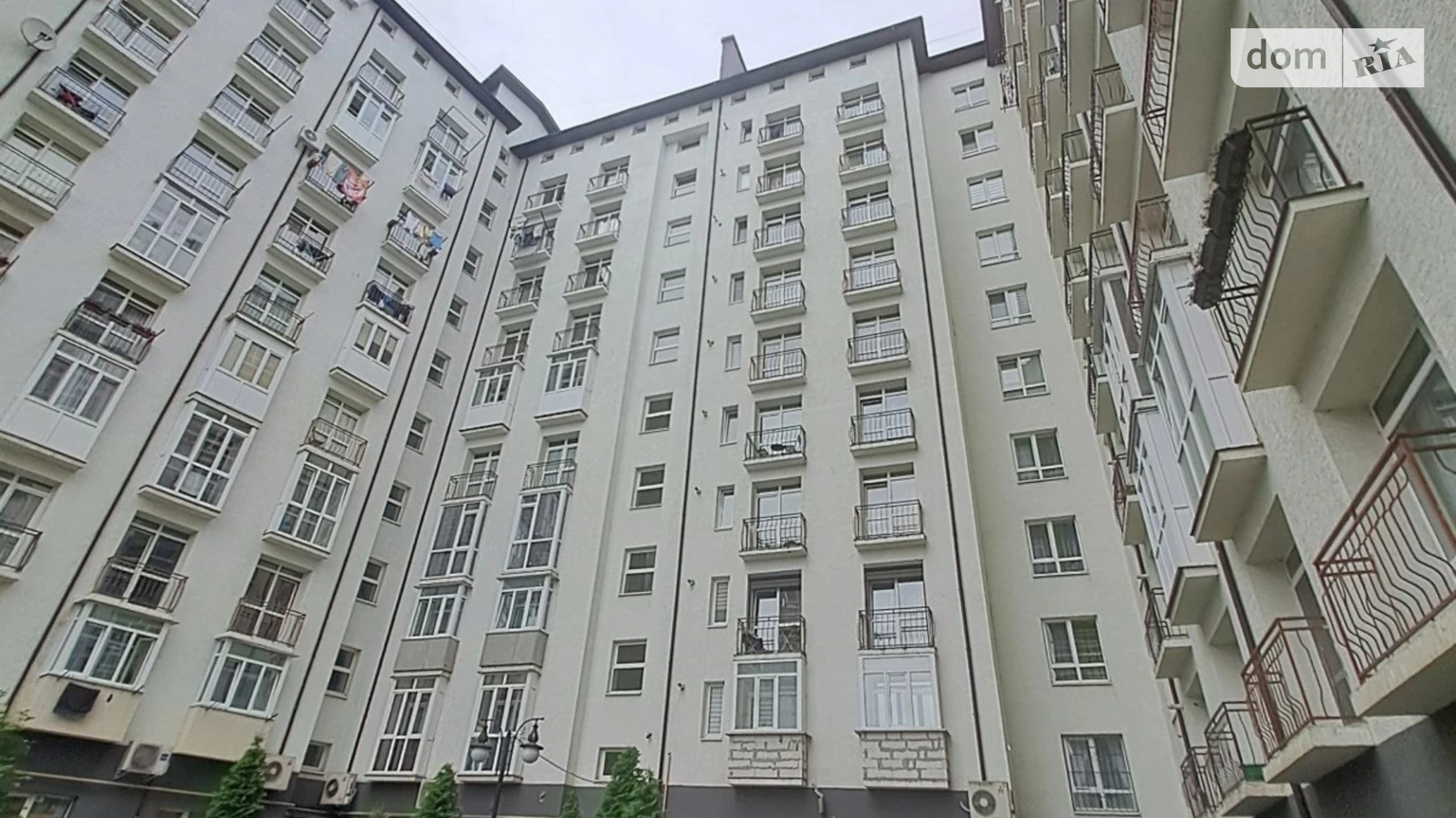 Продается 1-комнатная квартира 43 кв. м в Ивано-Франковске, ул. Ивасюка - фото 2