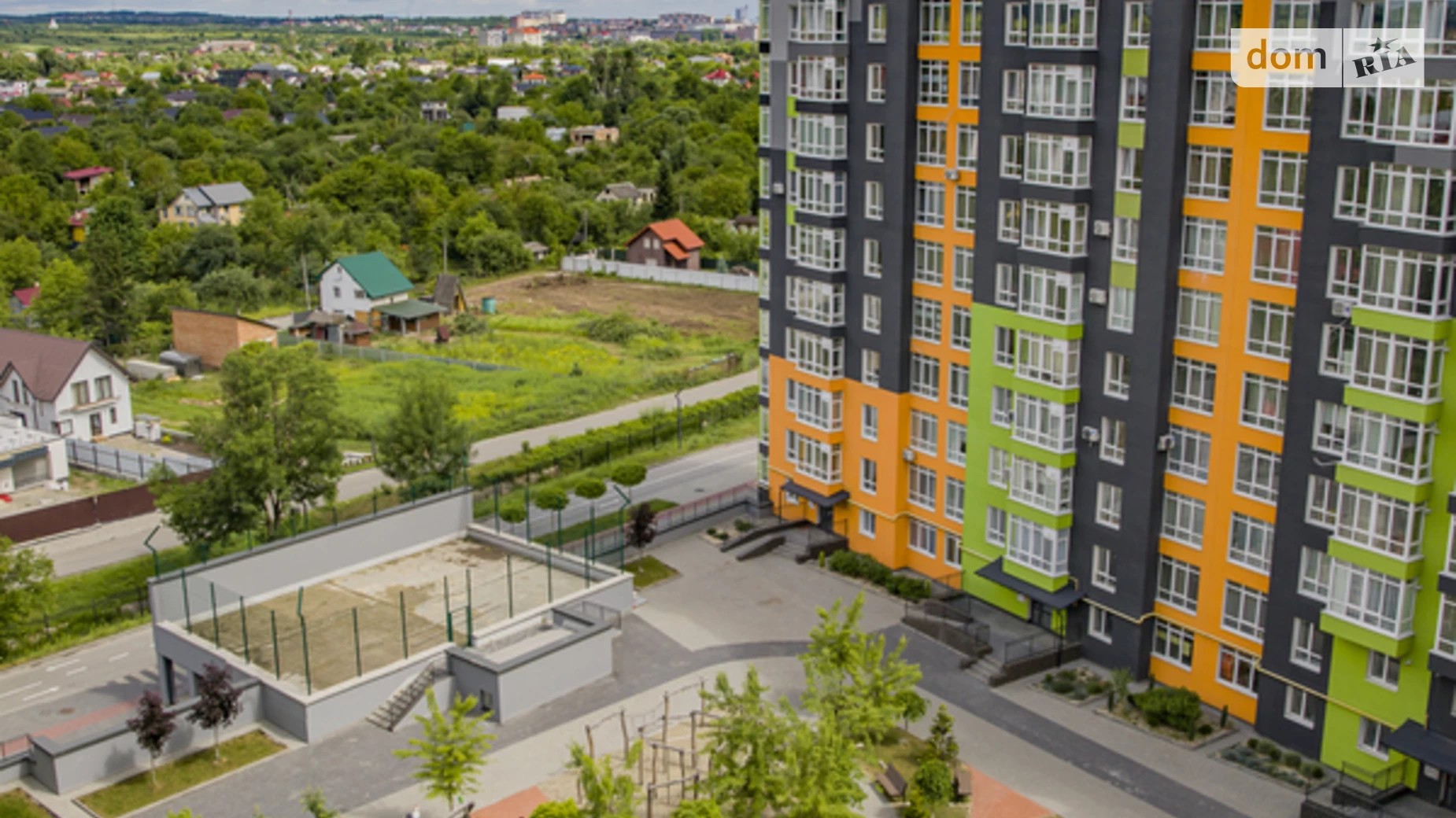 Продается 3-комнатная квартира 100 кв. м в Ивано-Франковске, ул. Приозерная, 30 - фото 2