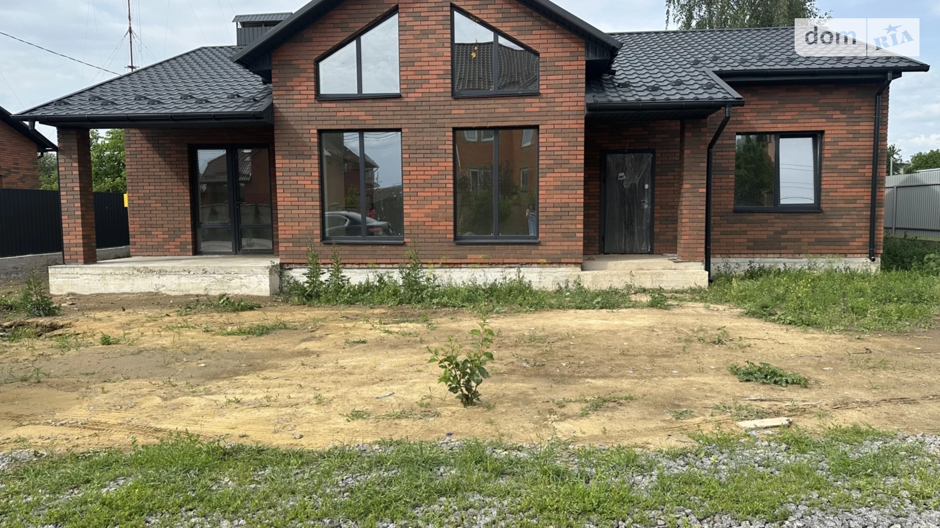 Продается одноэтажный дом 120 кв. м с гаражом, цена: 135000 $ - фото 2