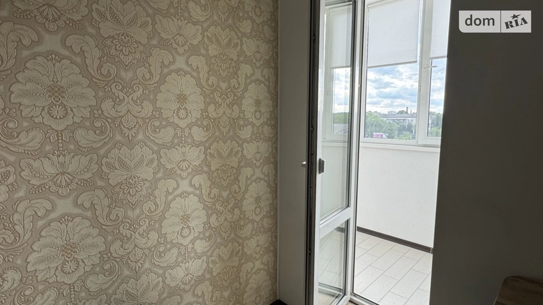 Продается 2-комнатная квартира 75.3 кв. м в Ивано-Франковске, ул. Надречная, 2А - фото 4