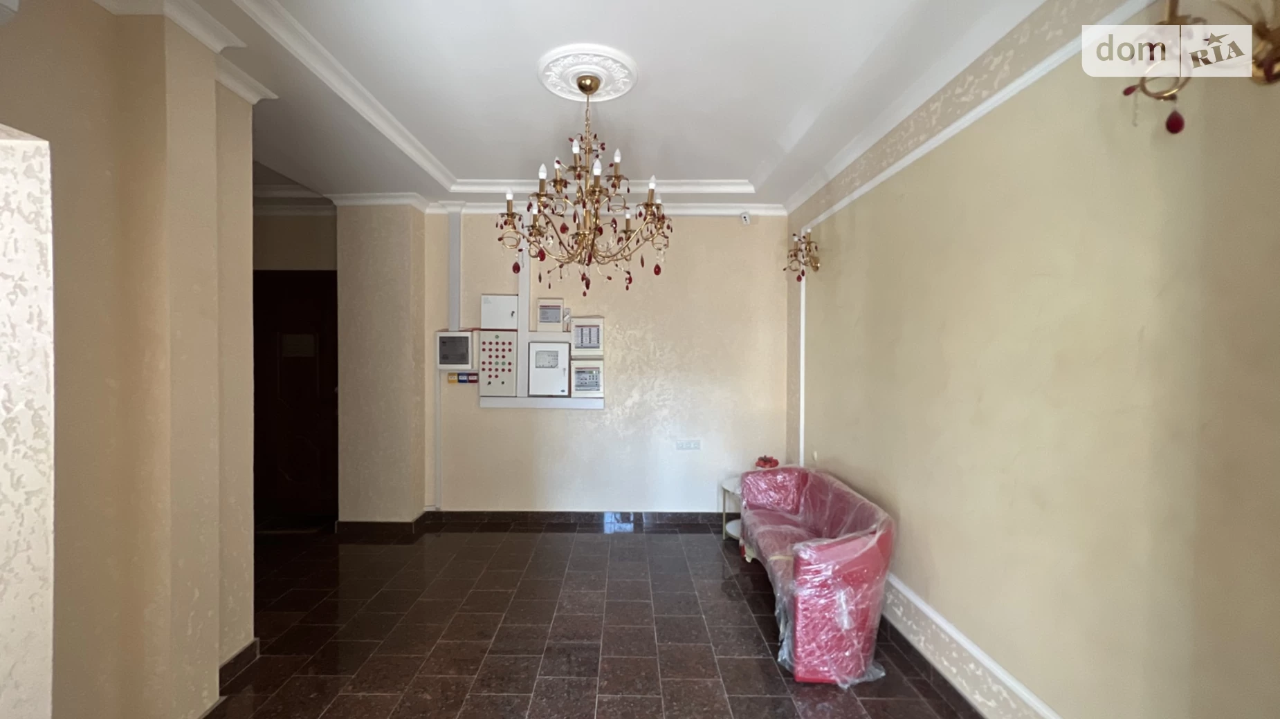Продается 2-комнатная квартира 77 кв. м в Одессе, ул. Бориса Литвака, 9 - фото 2