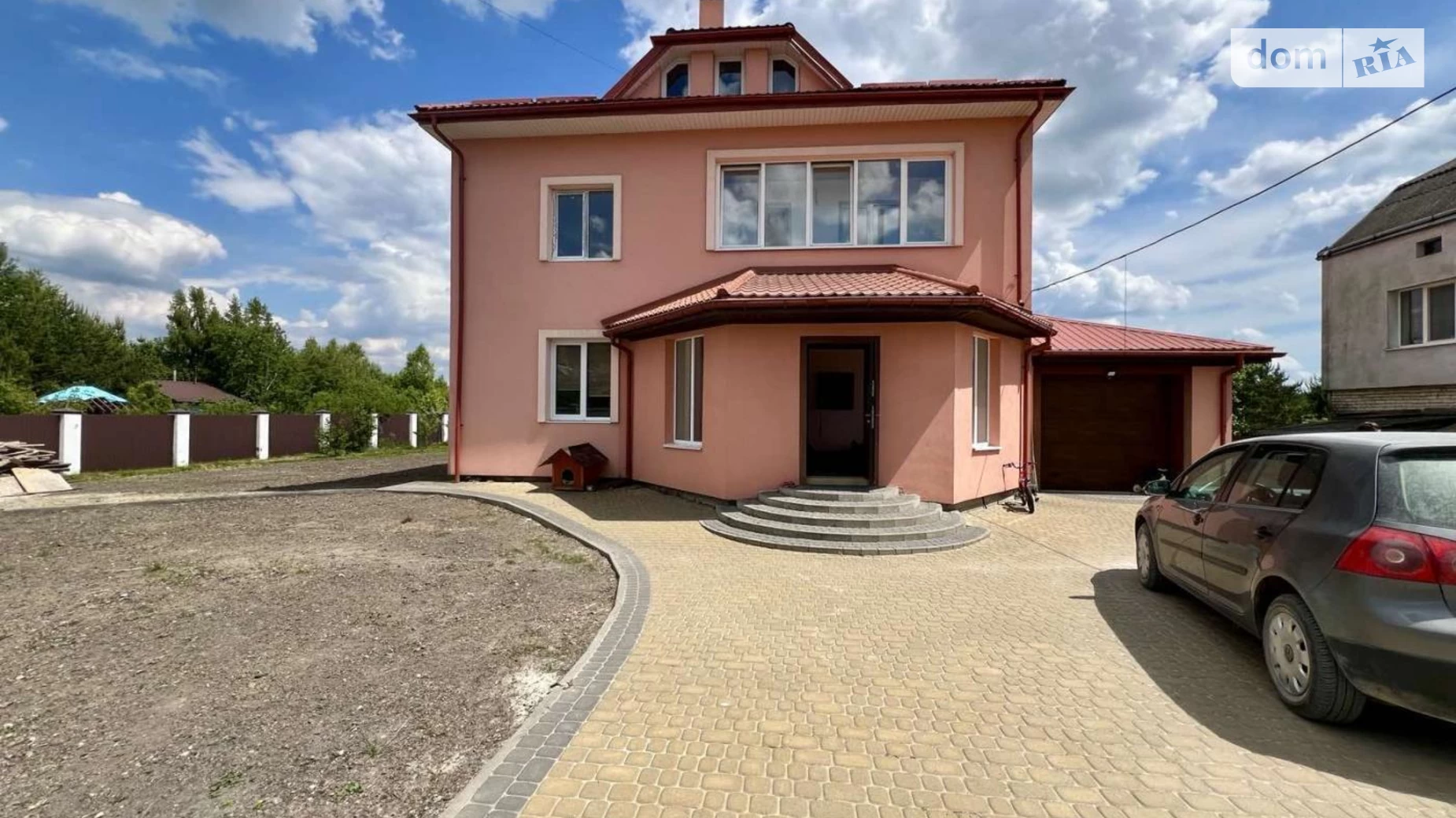 Продается дом на 2 этажа 240 кв. м с мансардой, цена: 148000 $ - фото 2