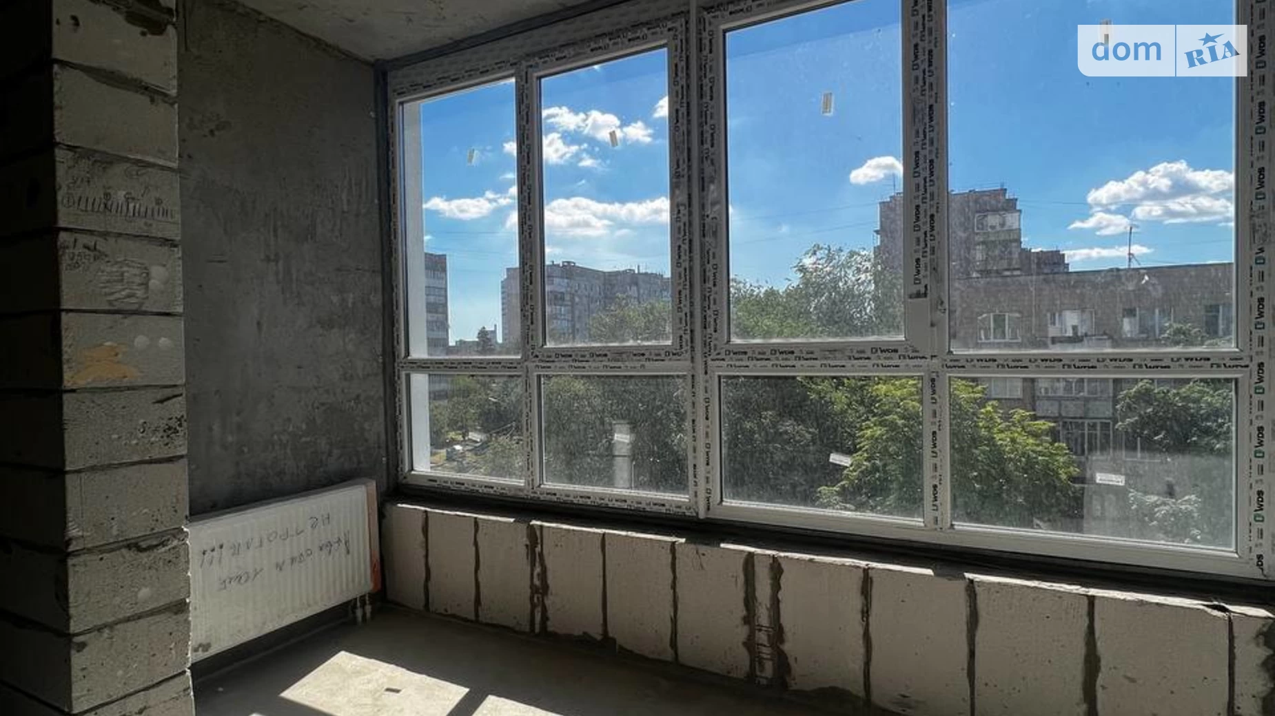Продается 1-комнатная квартира 57 кв. м в Черкассах, ул. Благовестная, 210 - фото 2