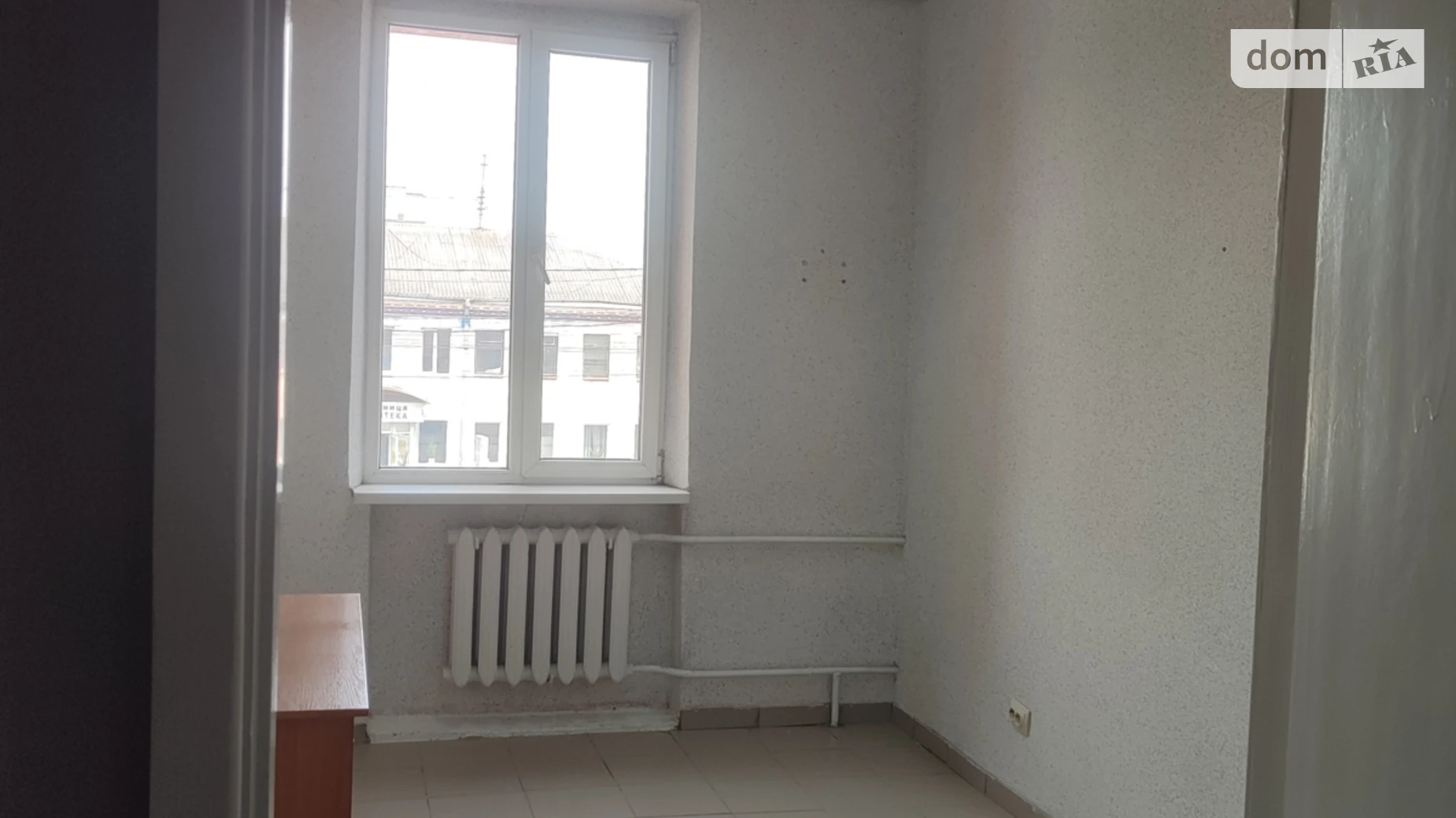 Сдается в аренду помещения свободного назначения 10.4 кв. м в 2-этажном здании, цена: 1560 грн - фото 4