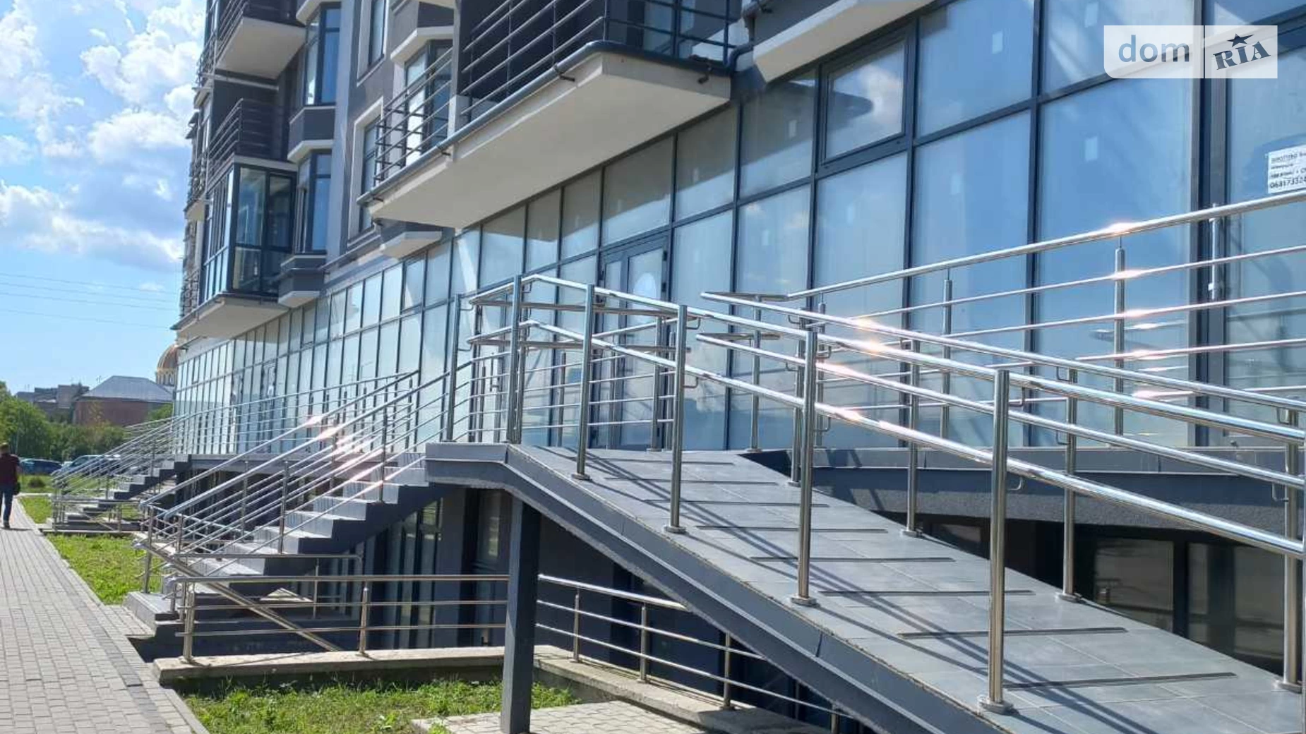 Продается 1-комнатная квартира 46 кв. м в Ивано-Франковске, ул. Хмельницкого Богдана, 73А - фото 3