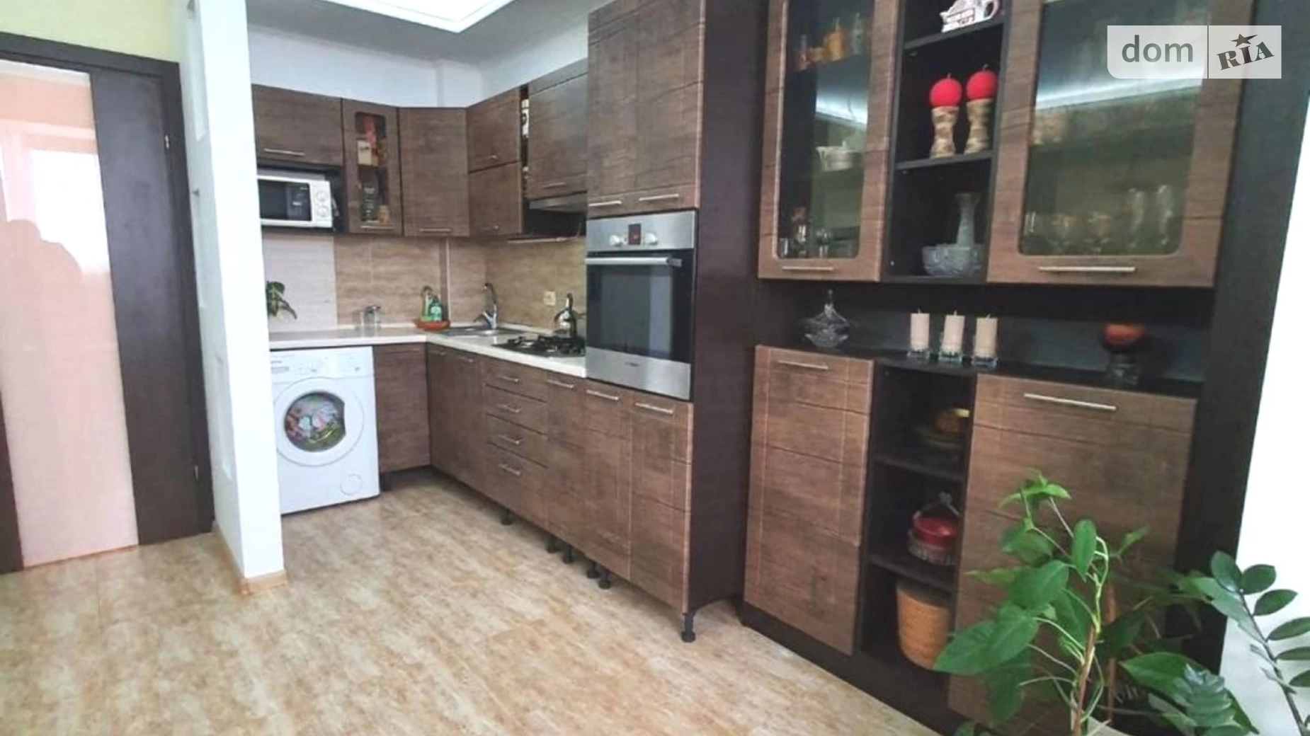 Продается 2-комнатная квартира 73.6 кв. м в Одессе, ул. Академика Сахарова, 26 - фото 2