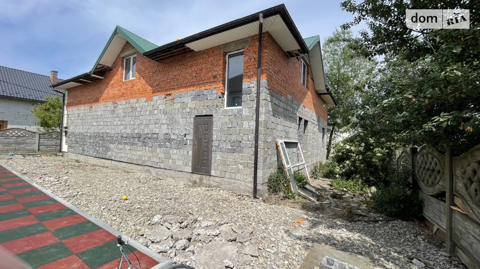 Продается дом на 2 этажа 320 кв. м с бассейном, цена: 105000 $ - фото 5