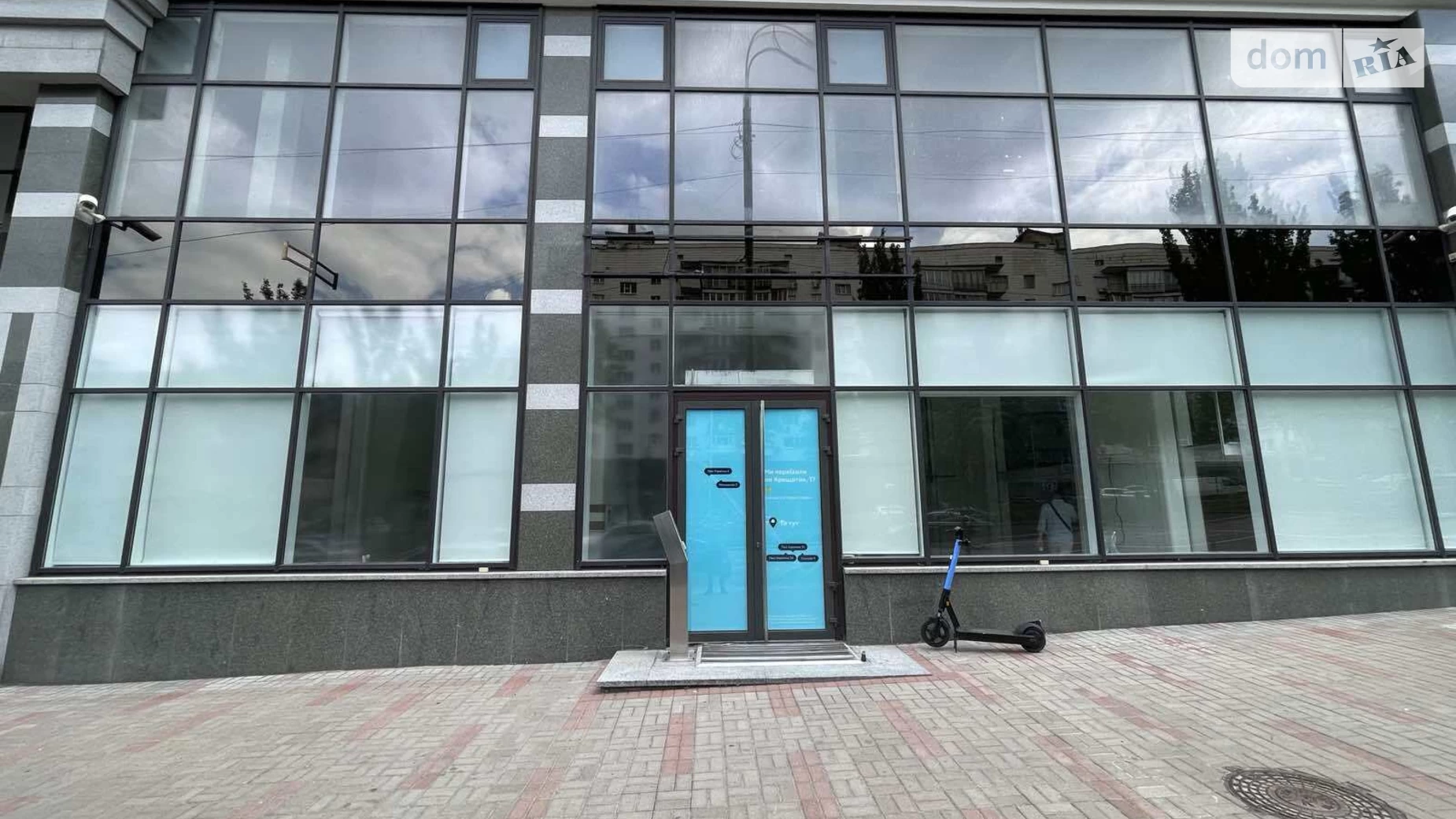 Здається в оренду офіс 412.5 кв. м в бізнес-центрі, цена: 6188 $ - фото 2