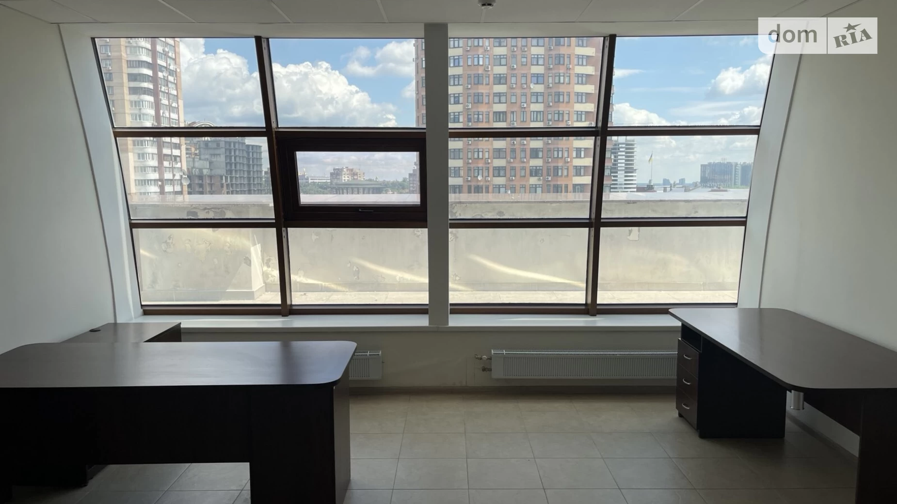 Здається в оренду офіс 402 кв. м в бізнес-центрі, цена: 6030 $ - фото 4