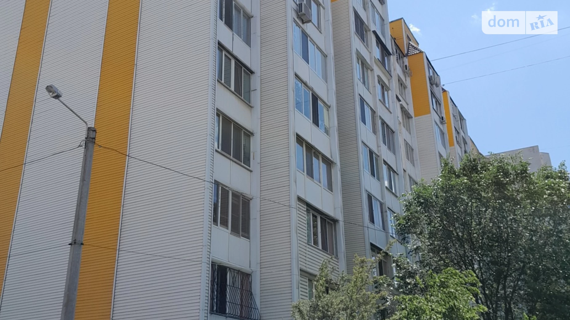 Продается 3-комнатная квартира 89 кв. м в Одессе, ул. Тополевая, 10 - фото 2