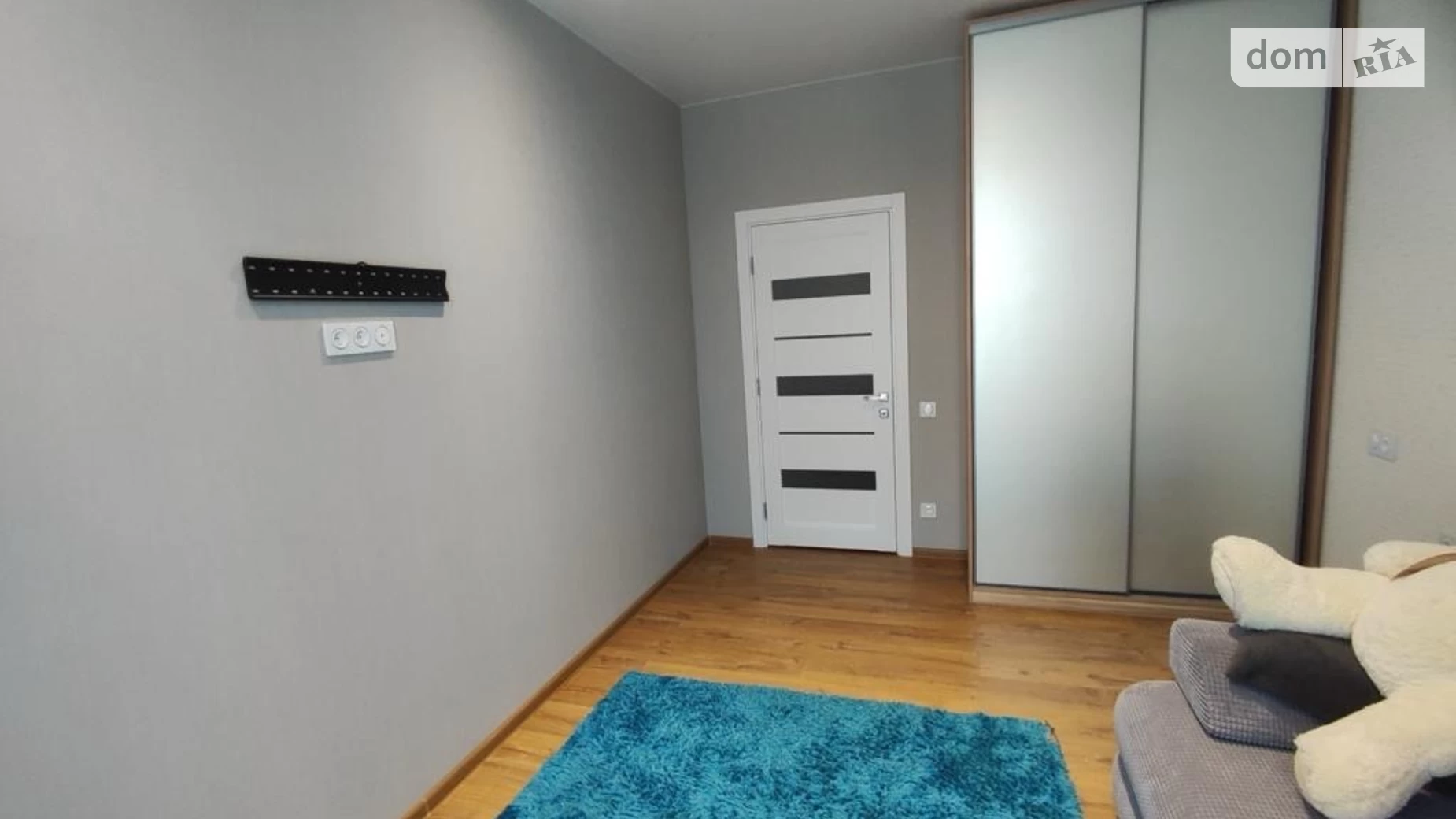 Продается 3-комнатная квартира 75 кв. м в Днепре, ул. Набережная Победы - фото 2
