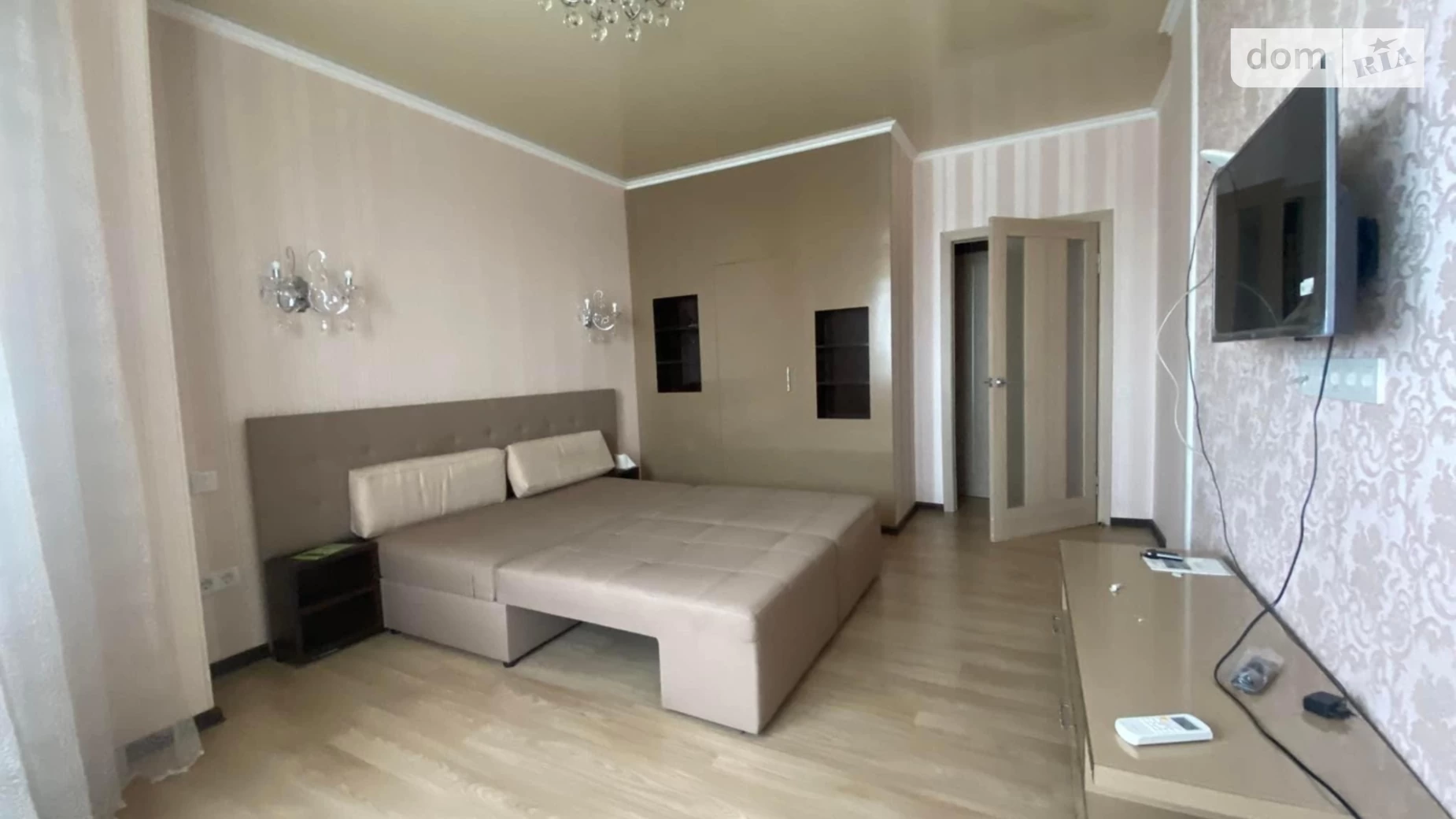 Продается 1-комнатная квартира 40 кв. м в Одессе, ул. Проценко, 50 корпус 1 - фото 2