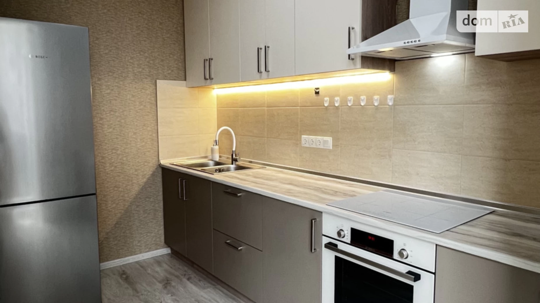 Продается 1-комнатная квартира 29 кв. м в Буче, бул. Леонида Бирюкова, 2А - фото 3