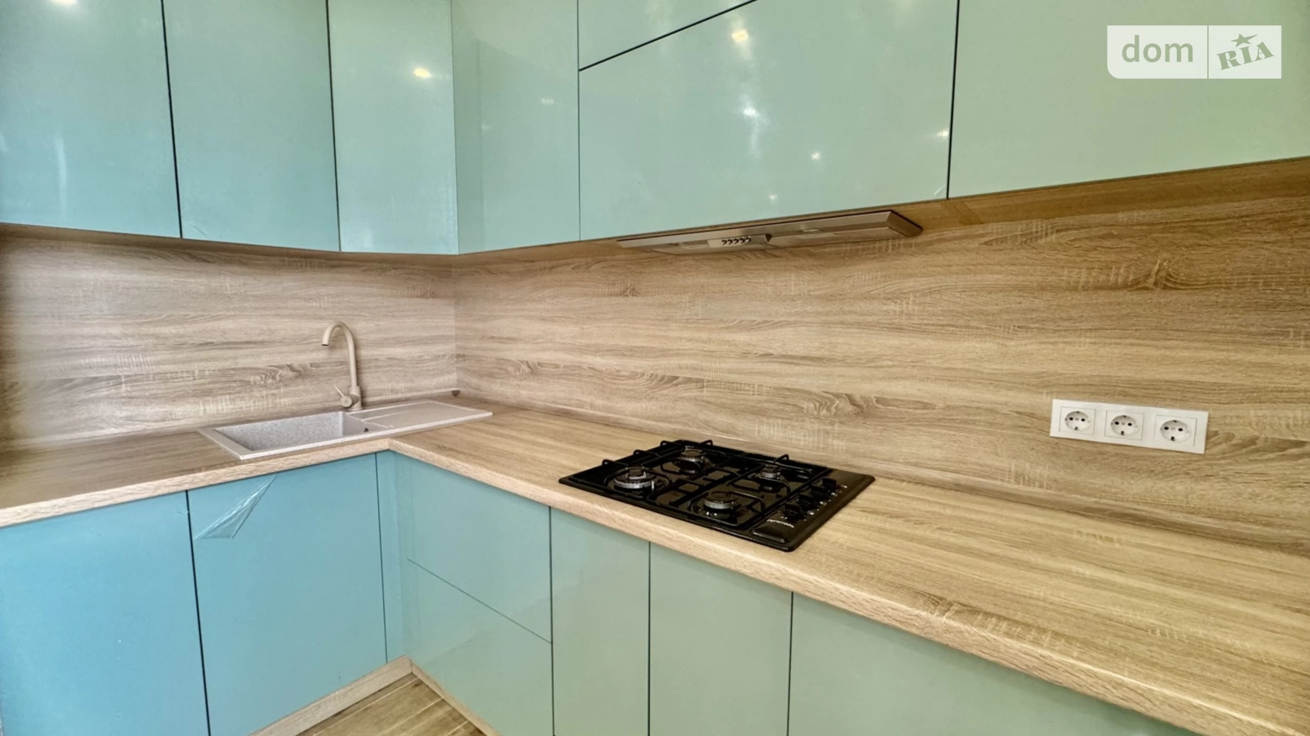 Продается 2-комнатная квартира 64 кв. м в Виннице, ул. Монастырская, 1А - фото 3