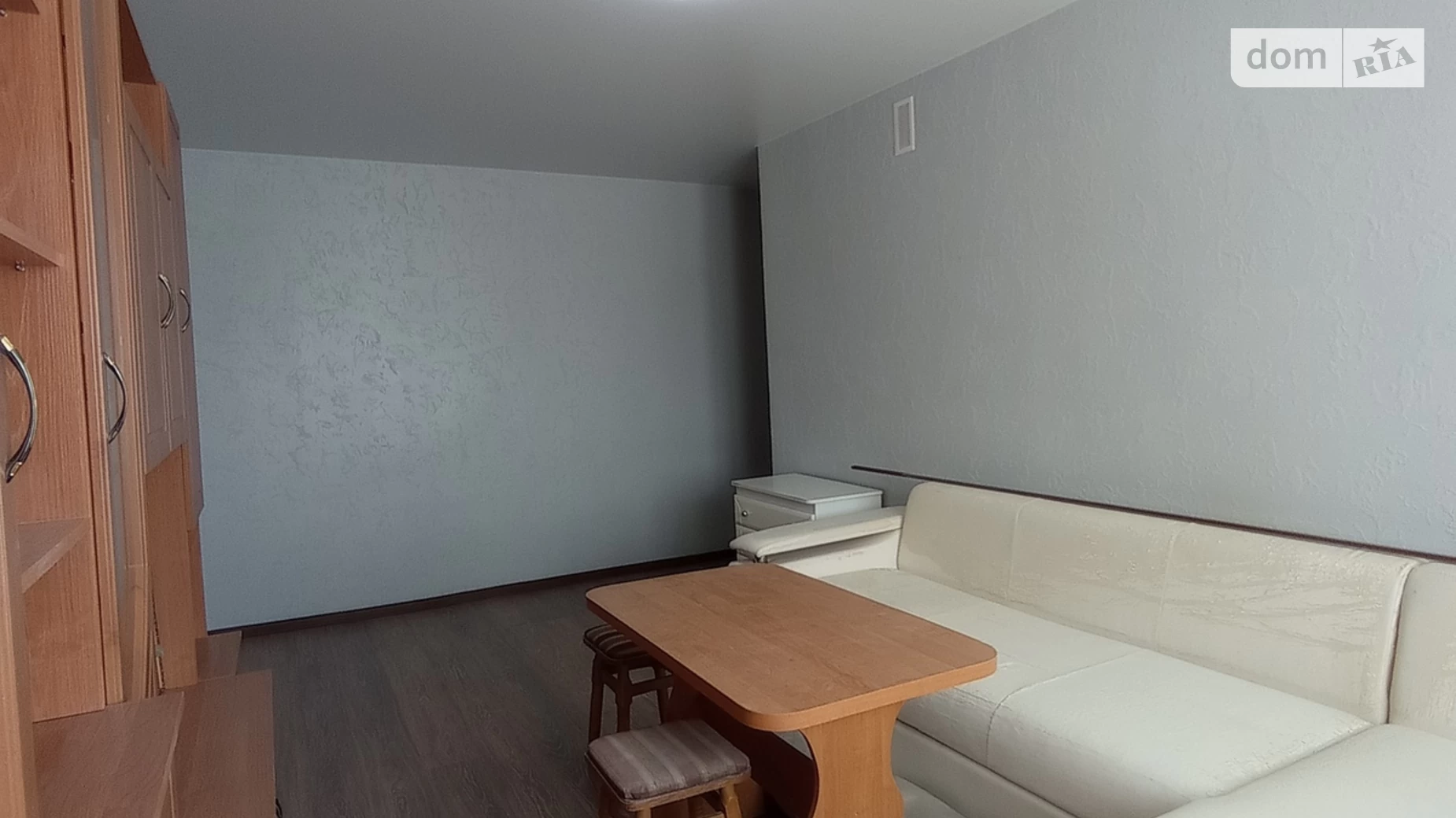 Продается 1-комнатная квартира 16 кв. м в Черноморске, ул. Александрийская - фото 2