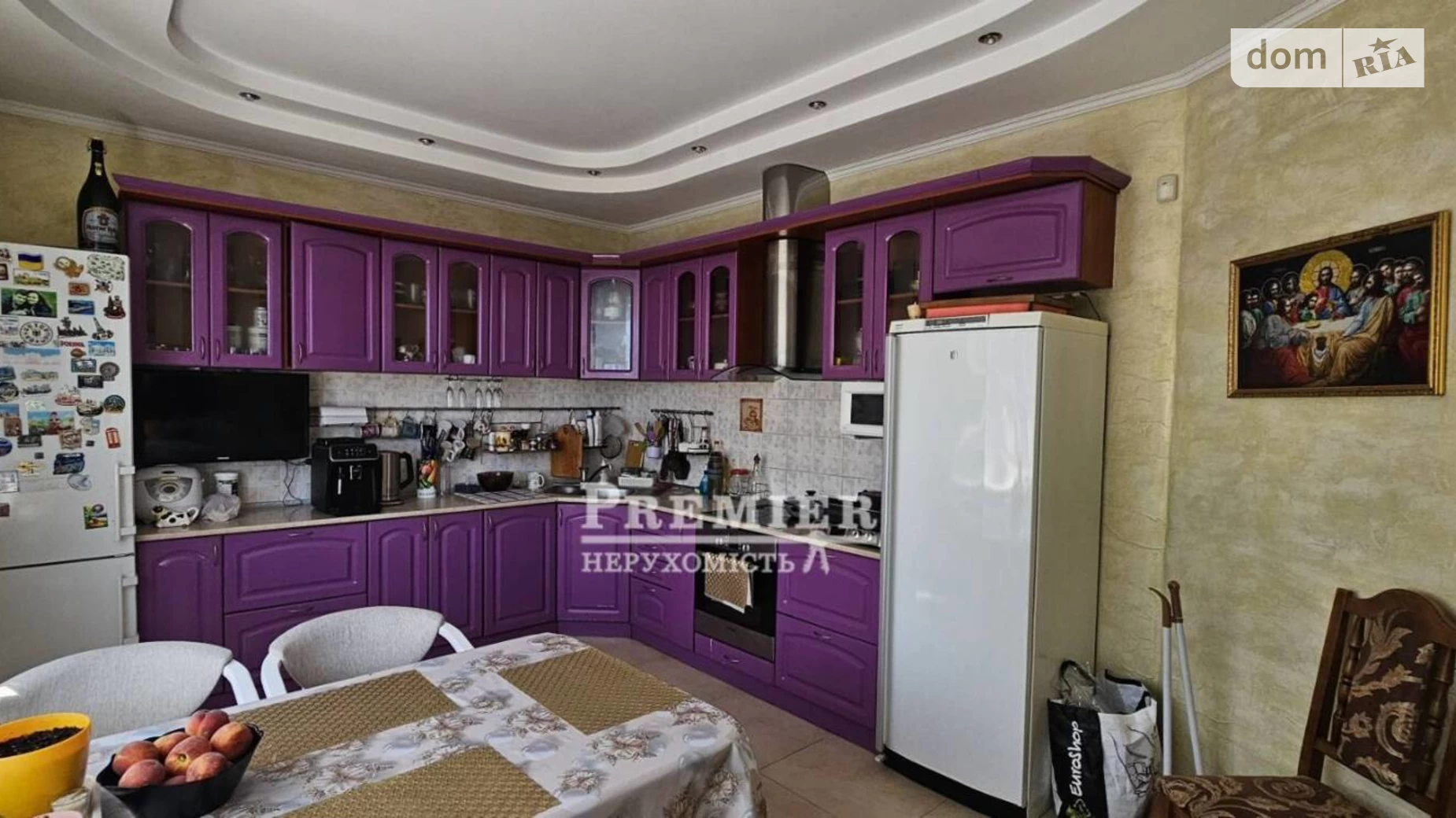 Продается дом на 2 этажа 282.9 кв. м с участком, цена: 350000 $ - фото 2