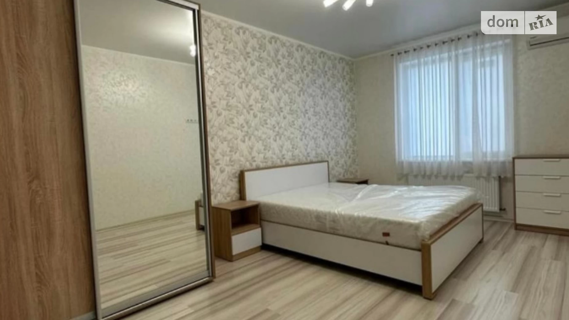Продается 2-комнатная квартира 63 кв. м в Одессе, ул. Среднефонтанская, 30/1 - фото 2