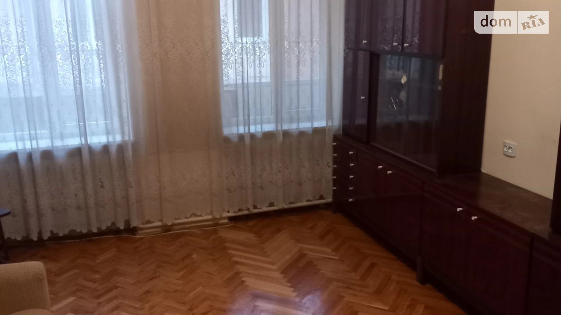 Продается 3-комнатная квартира 83 кв. м в Черновцах, ул. Украинская, 12 - фото 3