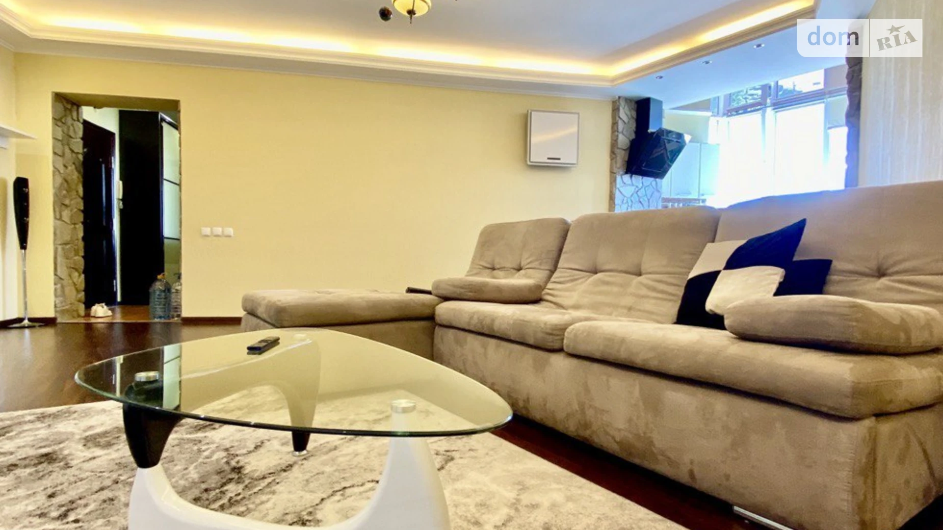 Продается 2-комнатная квартира 62 кв. м в Чернигове, просп. Победы, 20 - фото 2