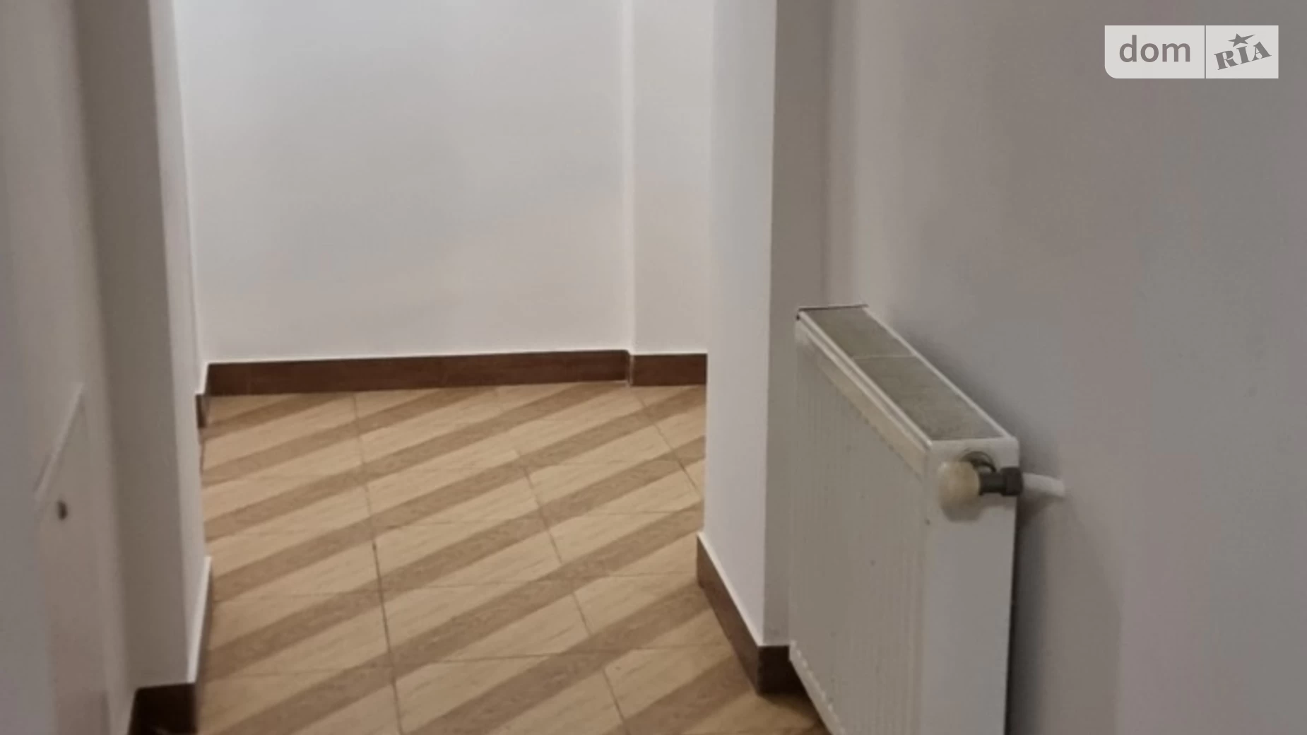 Продается 2-комнатная квартира 55 кв. м в Черновцах - фото 2