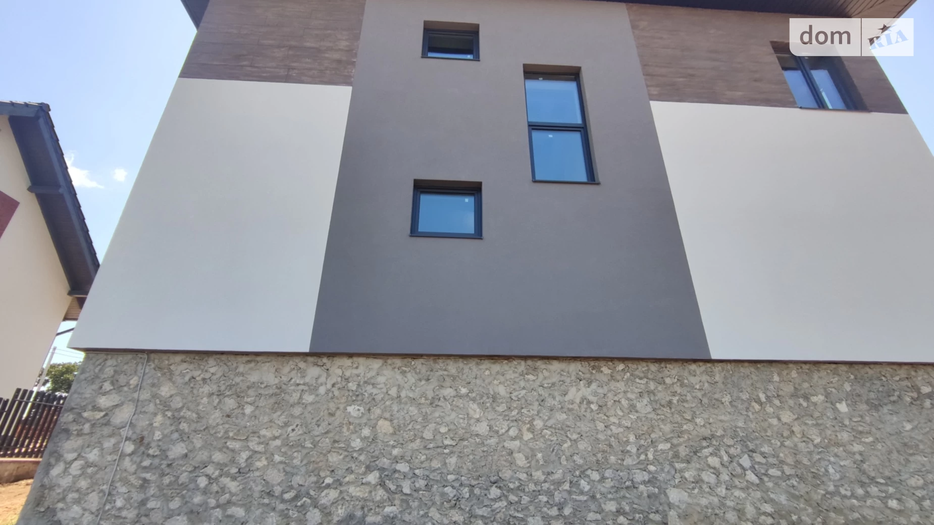 Продается дом на 2 этажа 120 кв. м с бассейном, цена: 97500 $ - фото 5