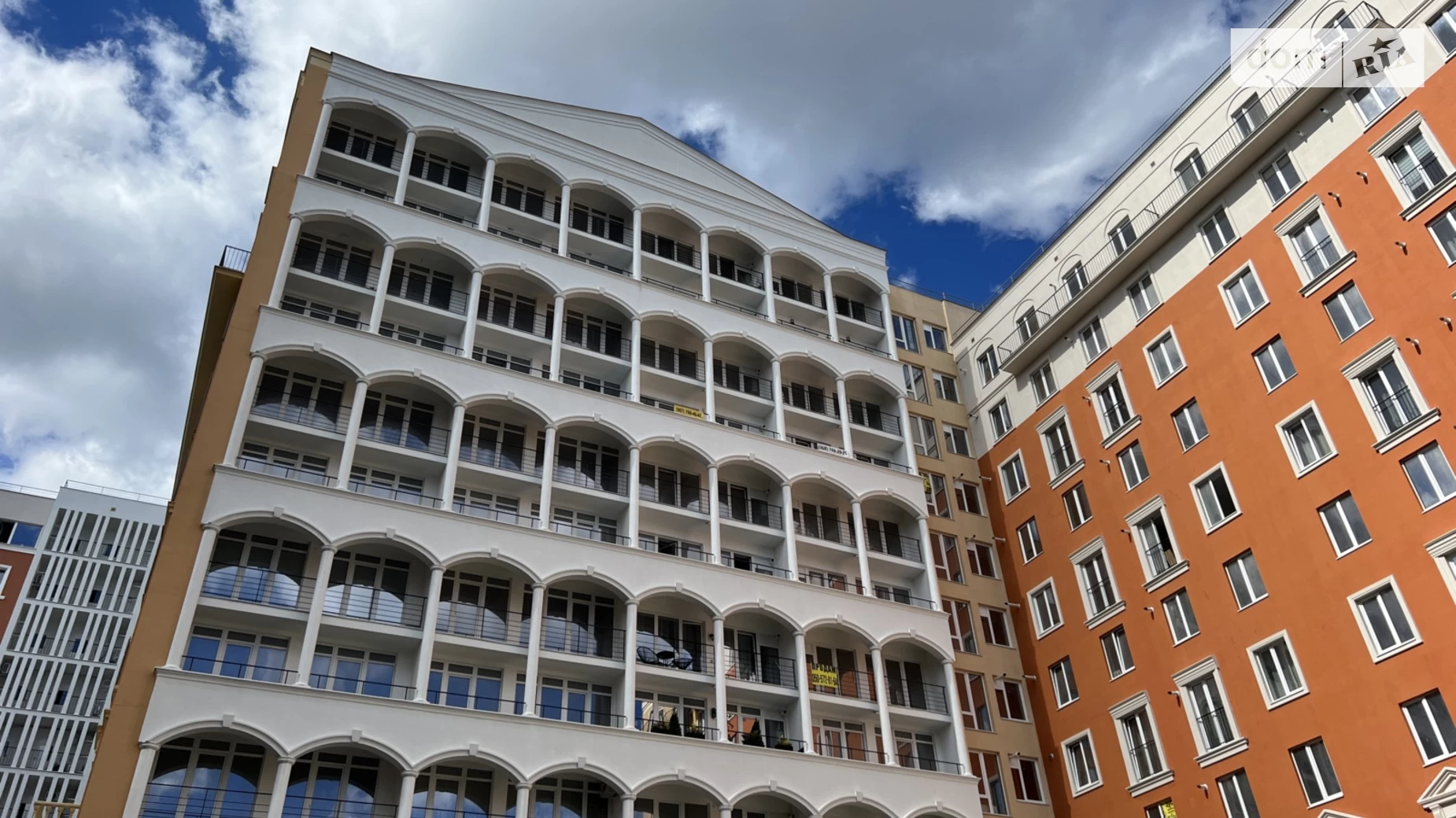 Продается 1-комнатная квартира 34 кв. м в Одессе, ул. Инглези, 2 корпус 8 - фото 2
