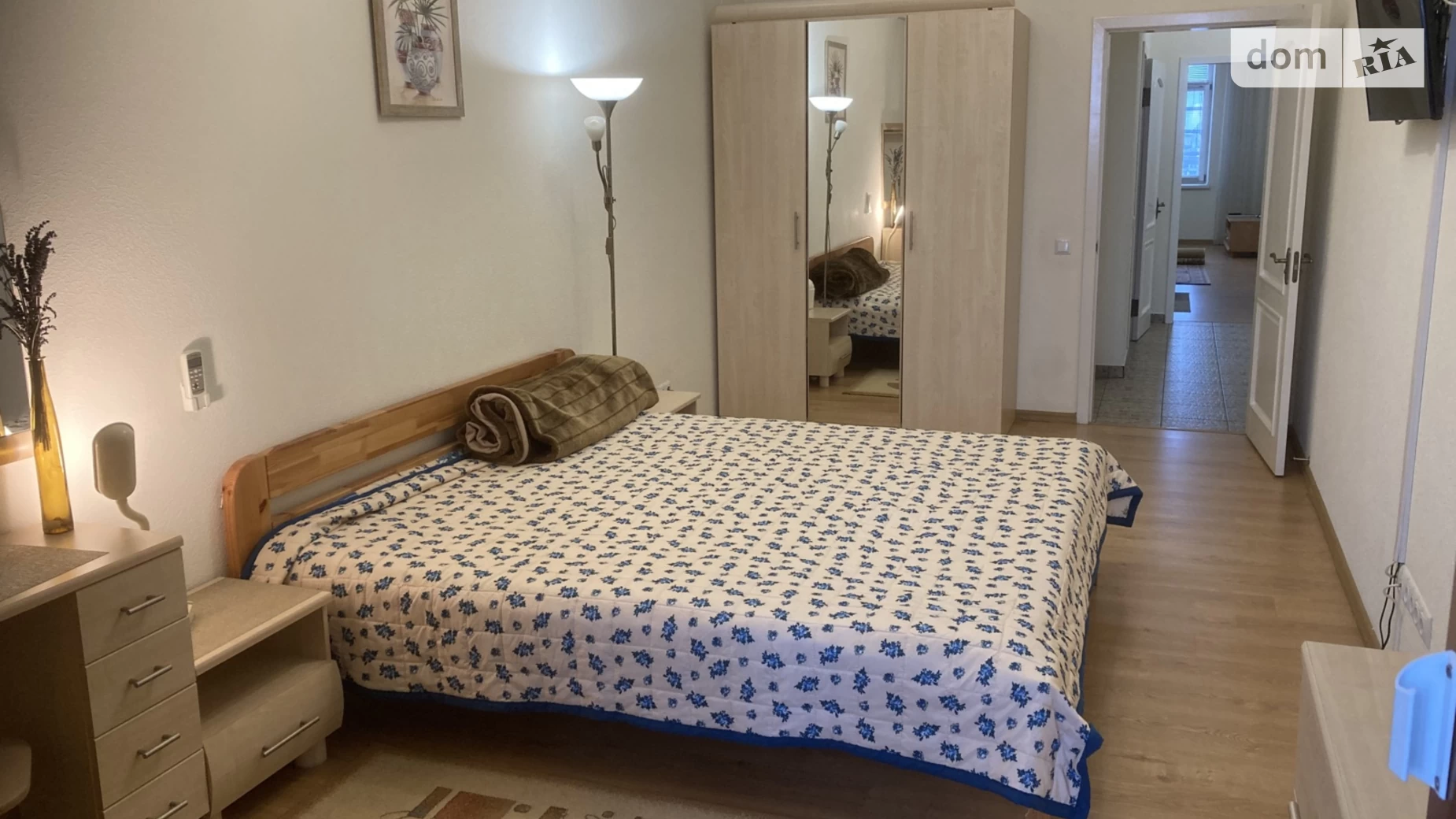 Продається 2-кімнатна квартира 84 кв. м у Києві, вул. Коновальця Євгена, 36В - фото 4