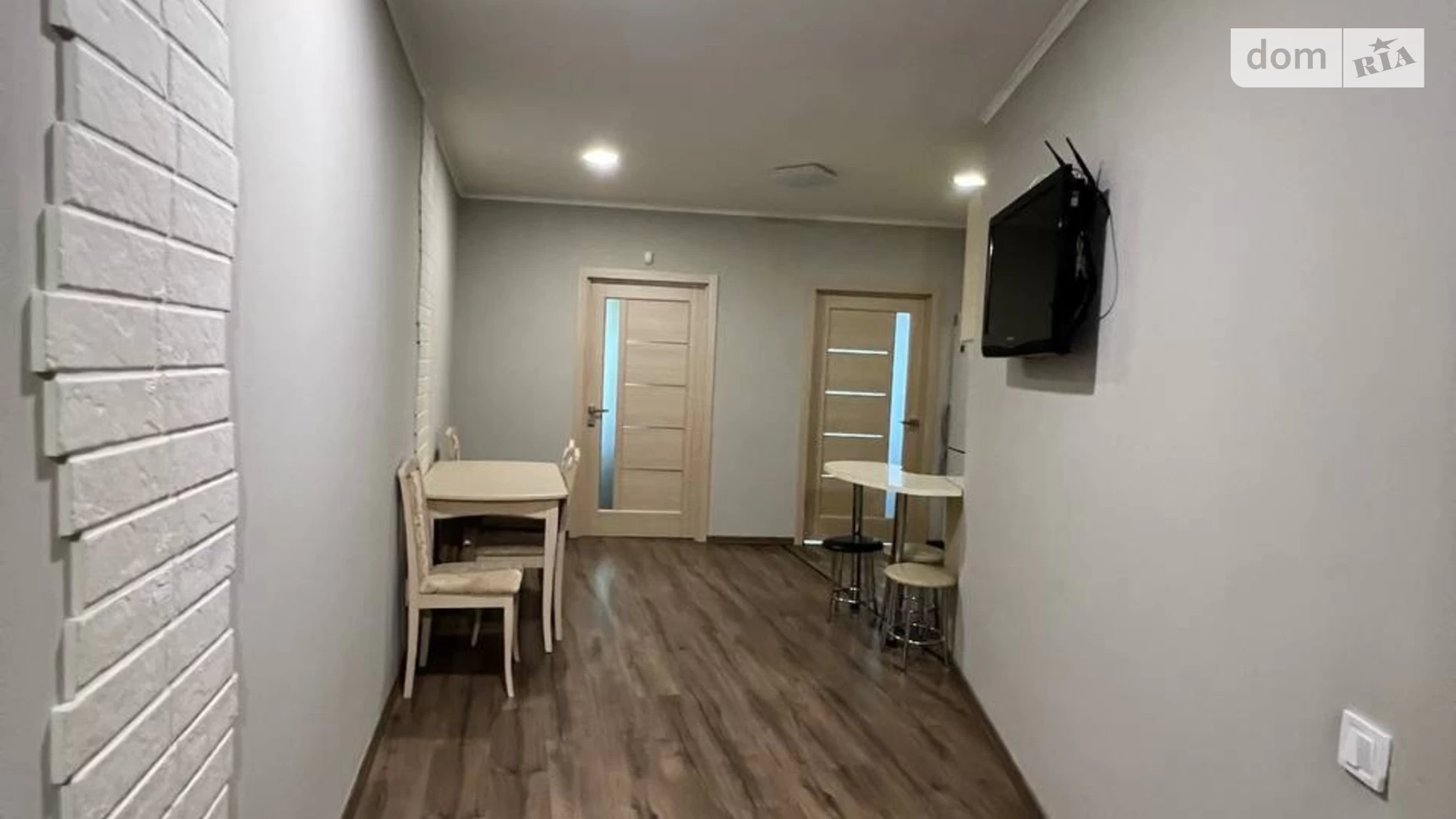 Продается 1-комнатная квартира 47.7 кв. м в Ровно, ул. Драгоманова - фото 3