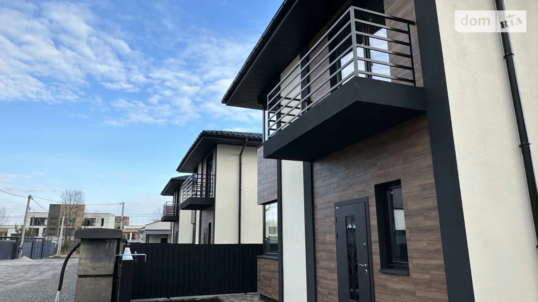 Продается дом на 2 этажа 120 кв. м с садом, цена: 119000 $ - фото 3