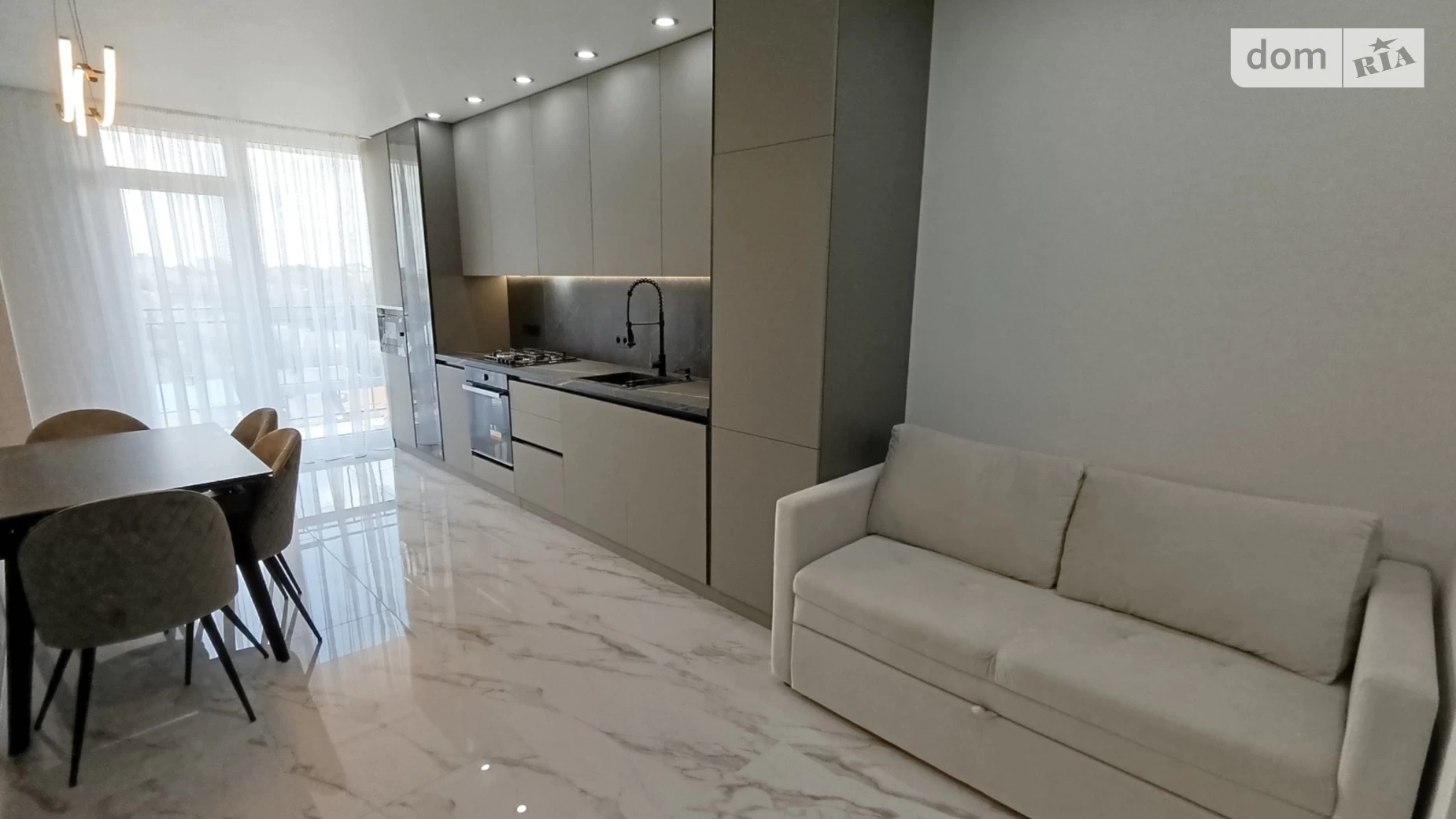 Продается 2-комнатная квартира 60 кв. м в Ивано-Франковске, цена: 105000 $ - фото 2
