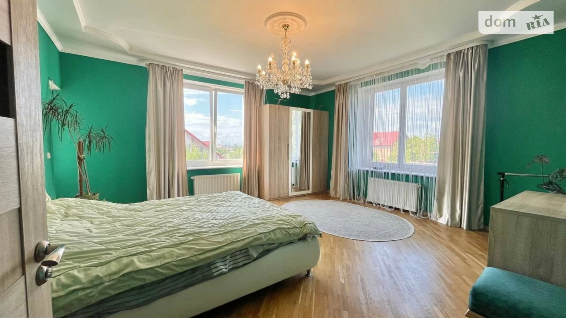 Продается 3-комнатная квартира 130.3 кв. м в Ивано-Франковске, ул. Гимназическая, 6 - фото 2