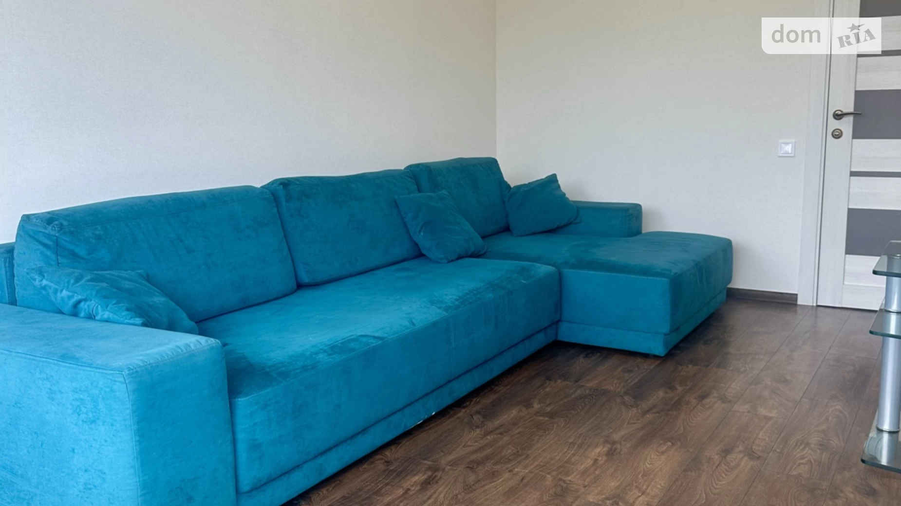 Продается 2-комнатная квартира 68 кв. м в Гостомеле, ул. Прорезная, 5 - фото 2