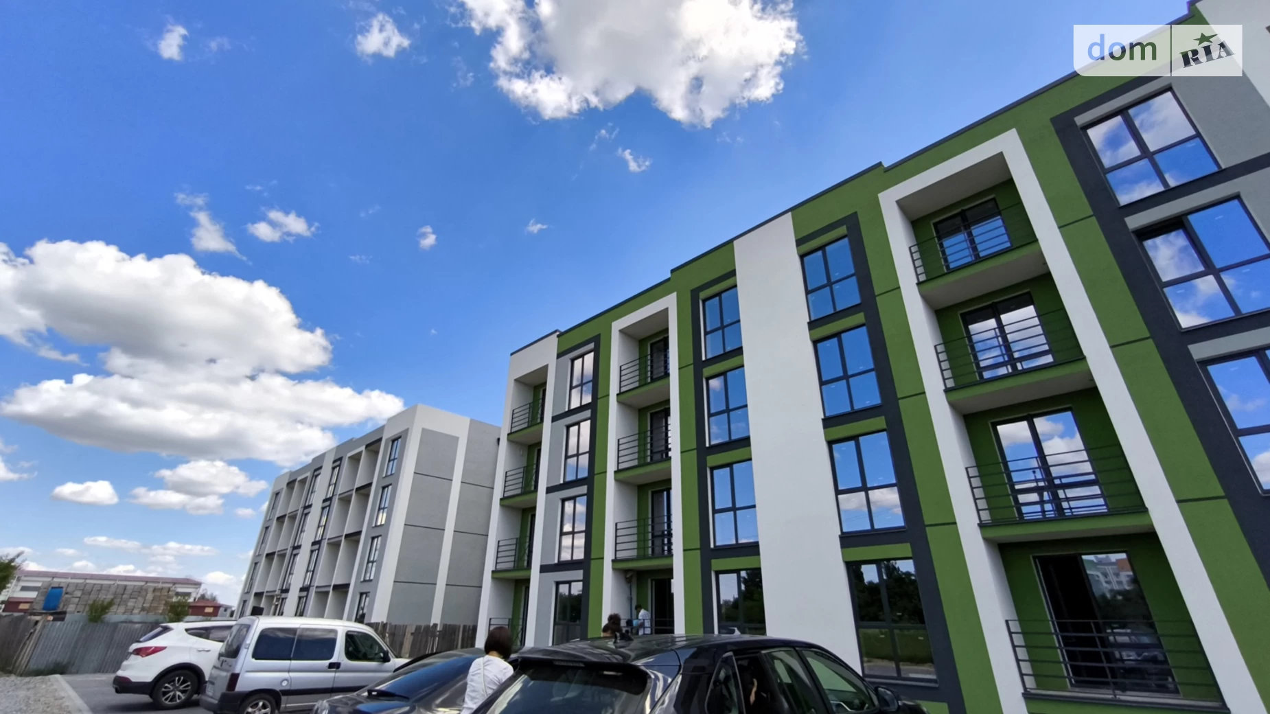 Продается 1-комнатная квартира 37.5 кв. м в Гостомеле, ул. Украинская, 12/2 - фото 2