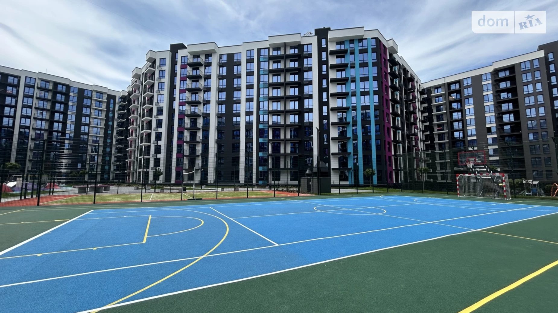 Продается 2-комнатная квартира 65 кв. м в Ивано-Франковске, цена: 64999 $ - фото 2