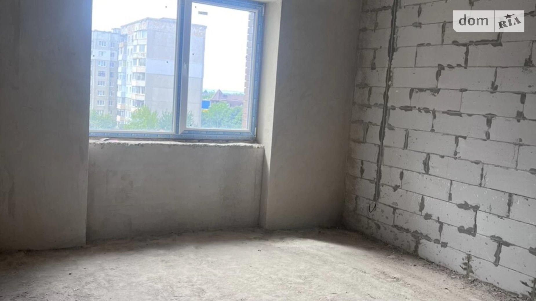 Продается 1-комнатная квартира 47 кв. м в Ровно, ул. Соборная - фото 3